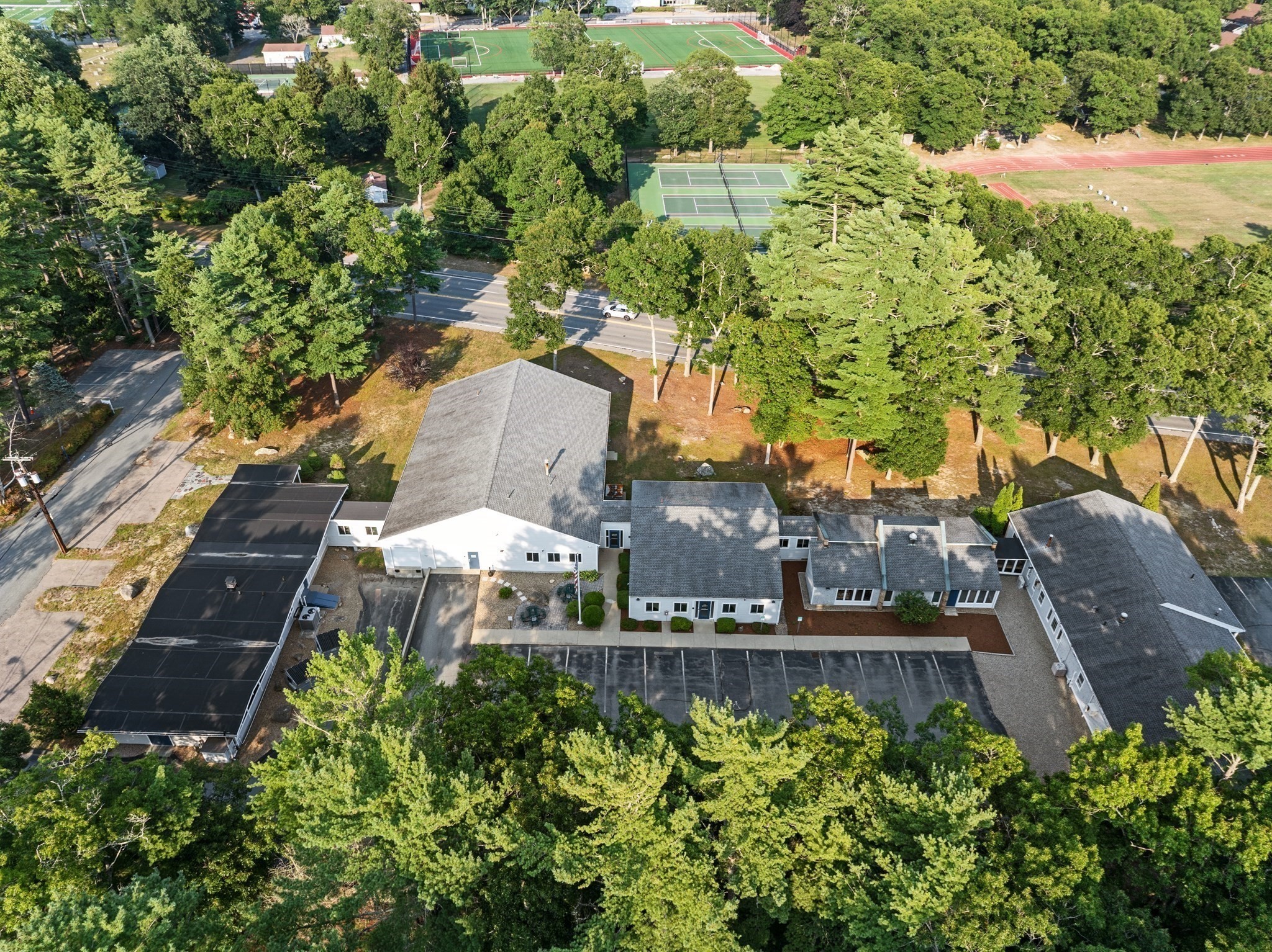 513 Mill St, Marion, MA 02738 - Image 1