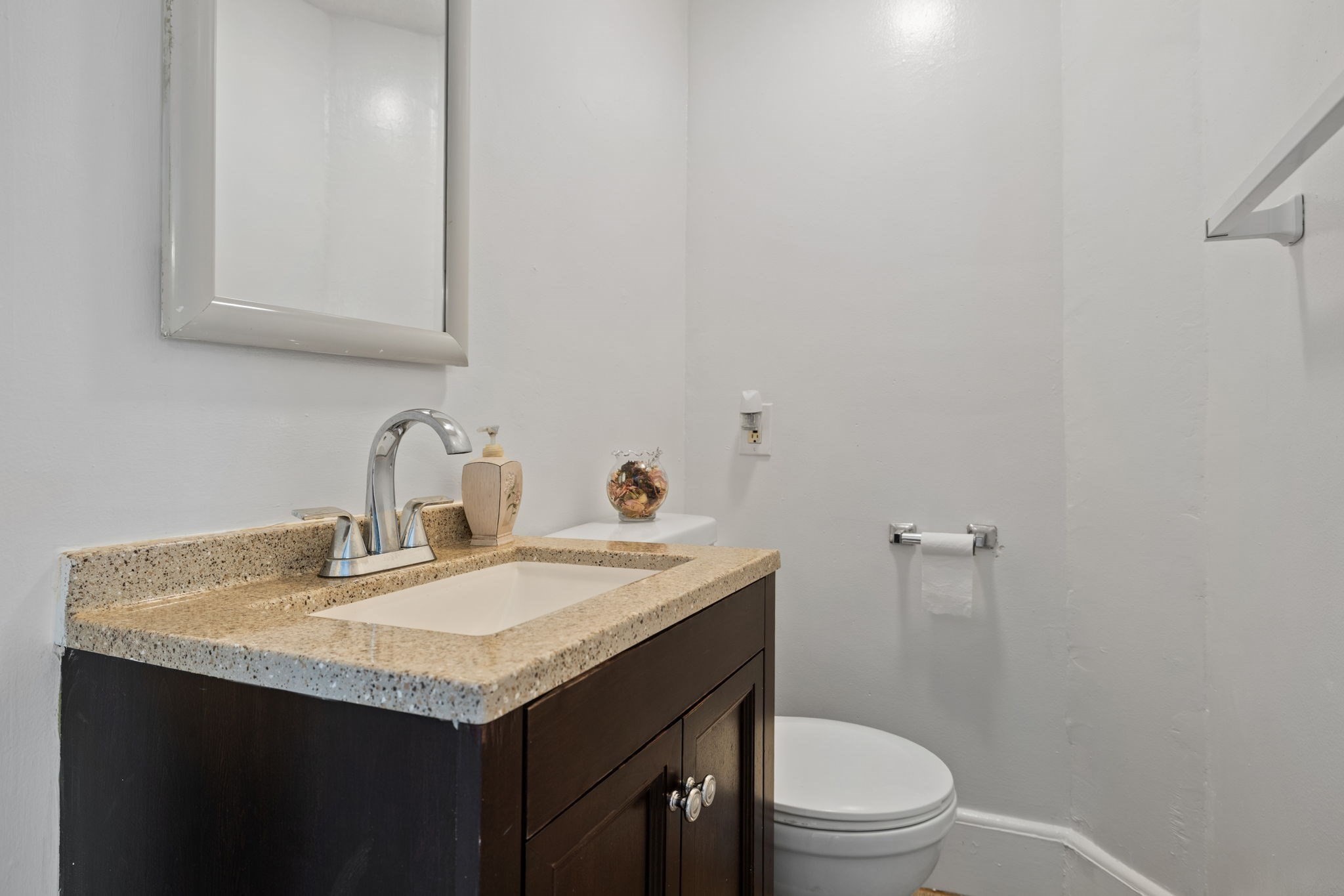 north-andover - #73415648