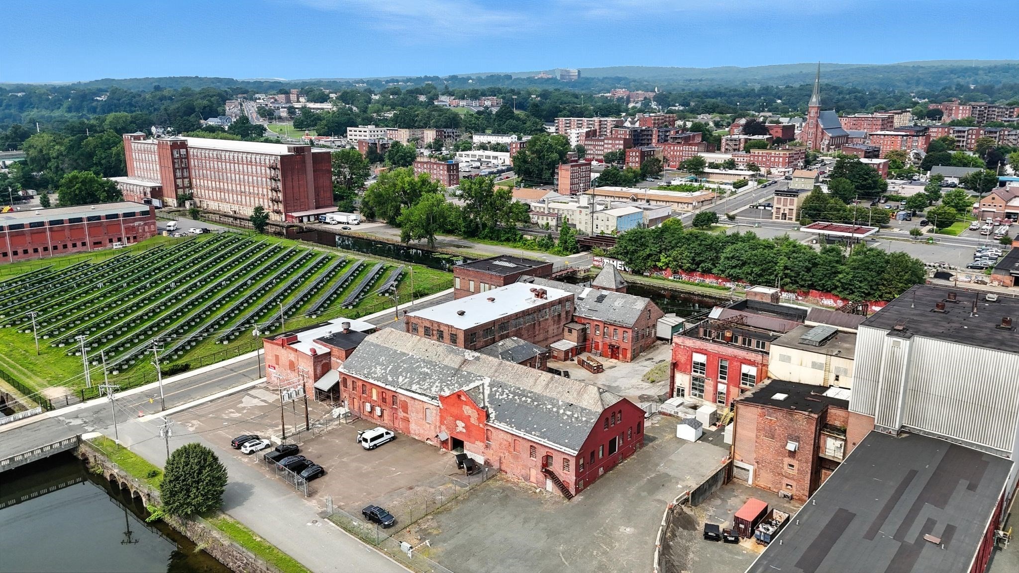 81 Sargeant St, Holyoke, MA 01040 - Image 2