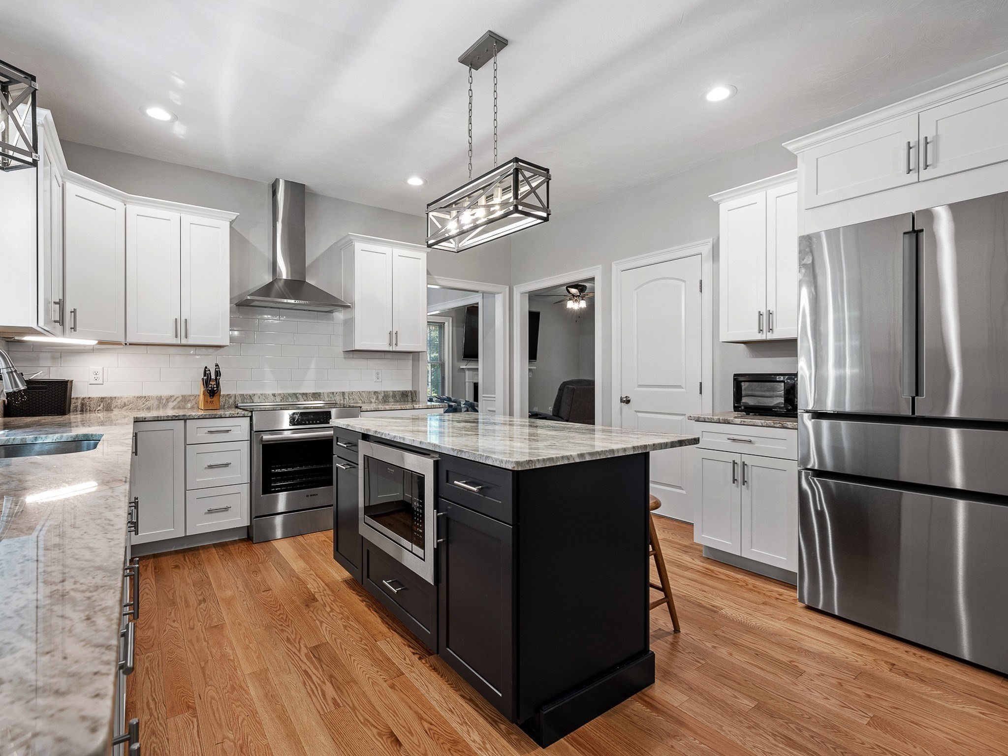 85 East St, Uxbridge, MA 01569