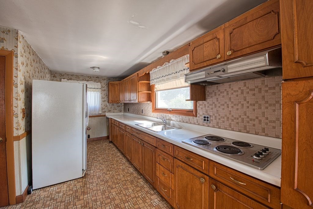 brockton - #73415806
