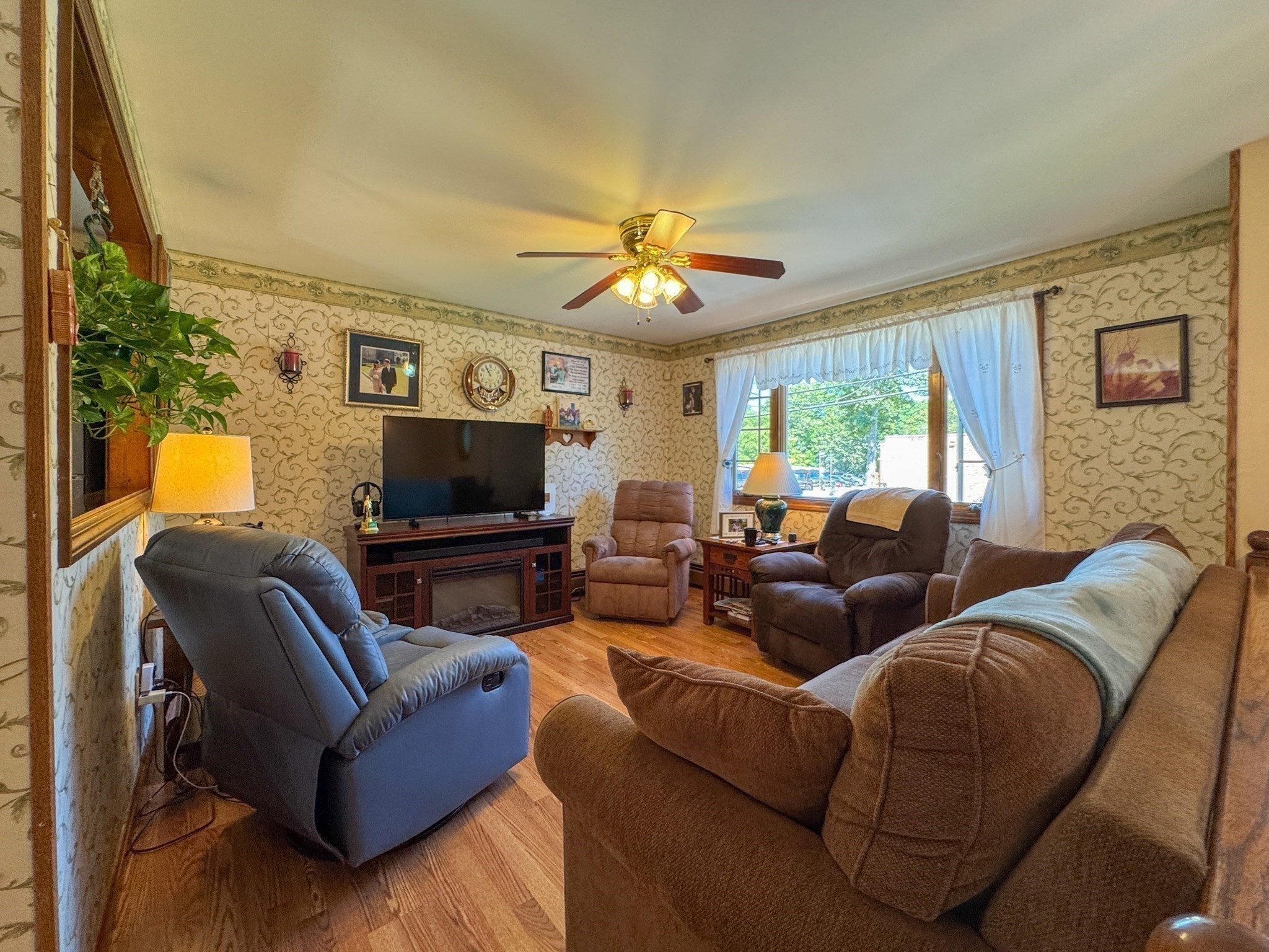 368 Cross Rd, Dartmouth, MA 02747 - Image 8