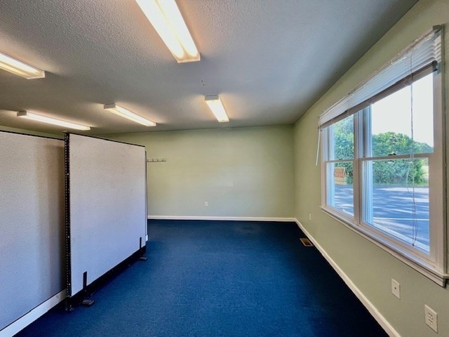 5 Willow St, Chicopee, MA 01020 - Image 6