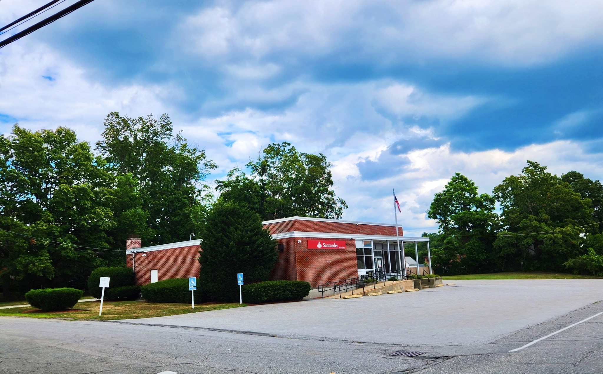 1985 Lakeview Ave, Dracut, MA 01826 - Image 3