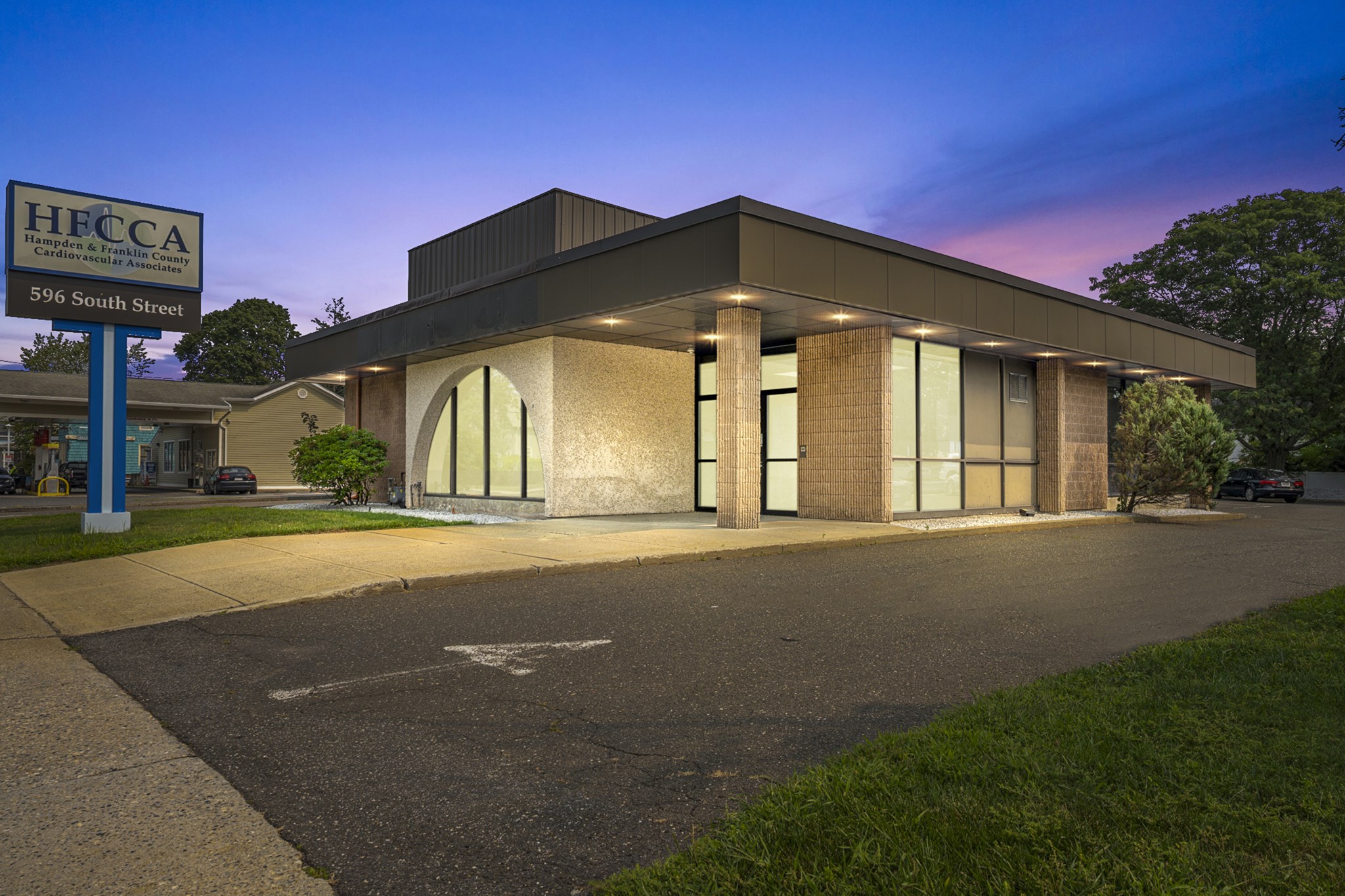 596 South Rd, Holyoke, MA 01040 - Image 1