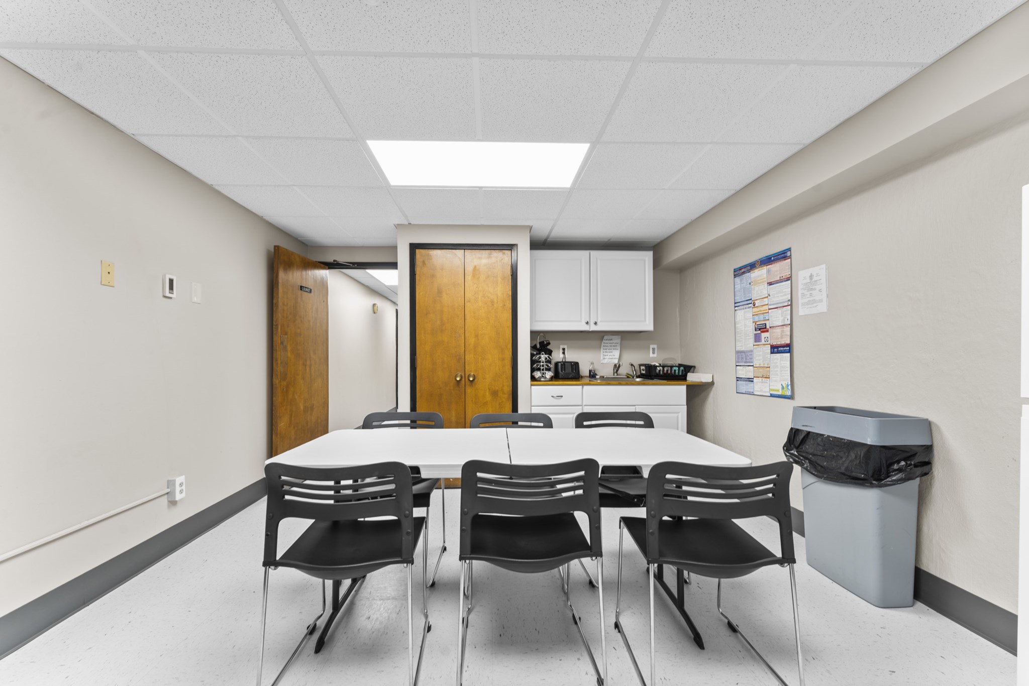 596 South Rd, Holyoke, MA 01040 - Image 18