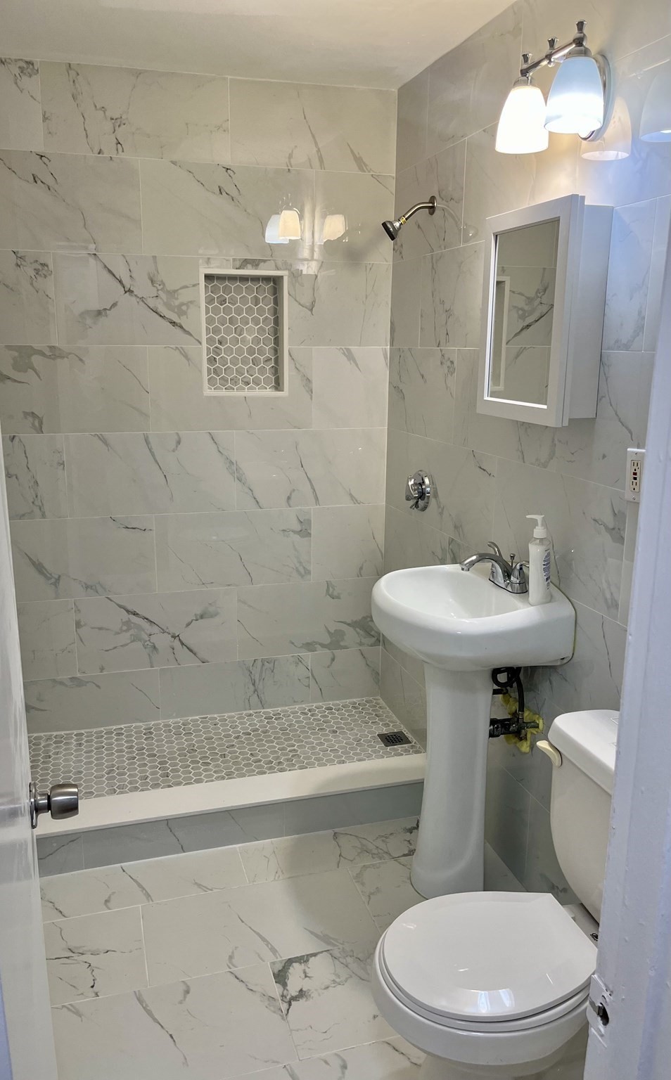 roslindale - #73416111