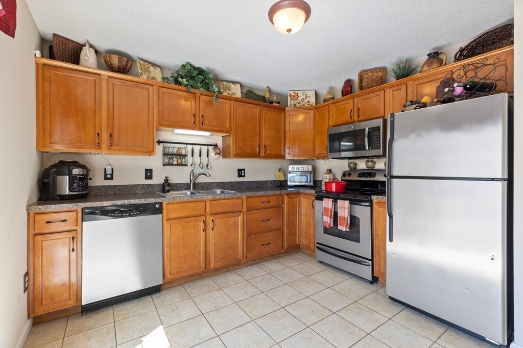 chicopee - #73416124