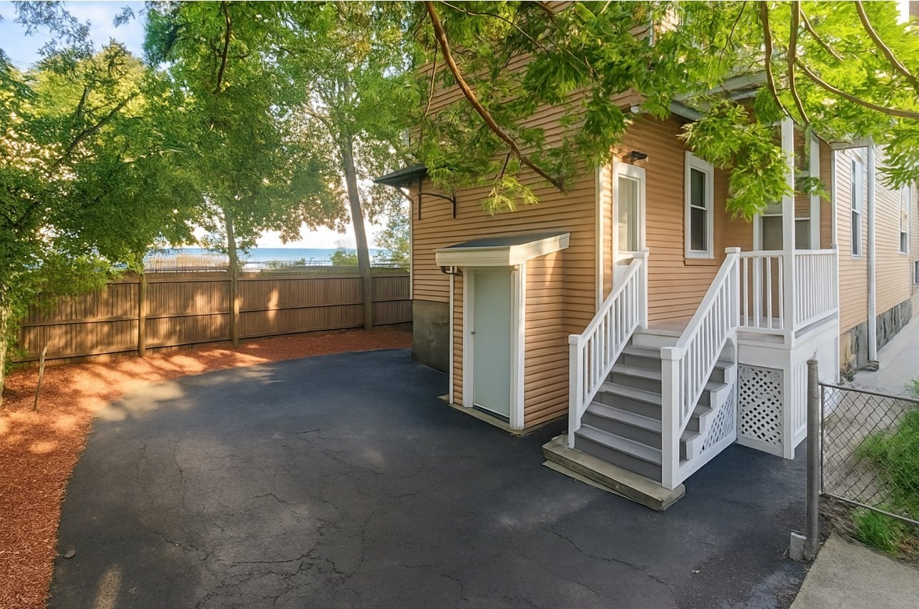 roxbury - #73416136