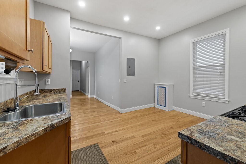 roxbury - #73416136
