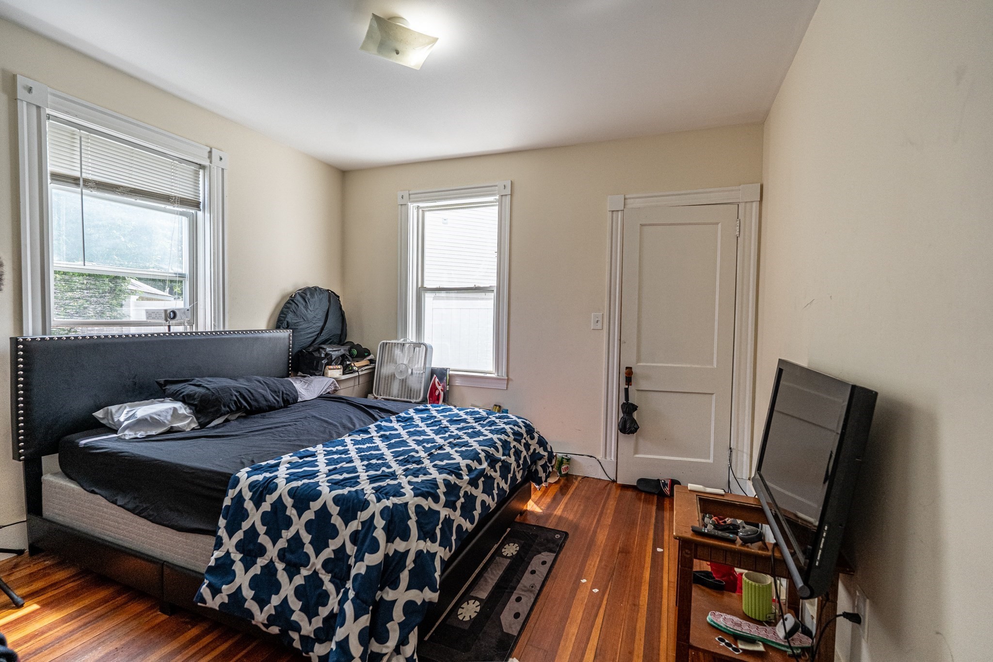 roslindale - #73416204