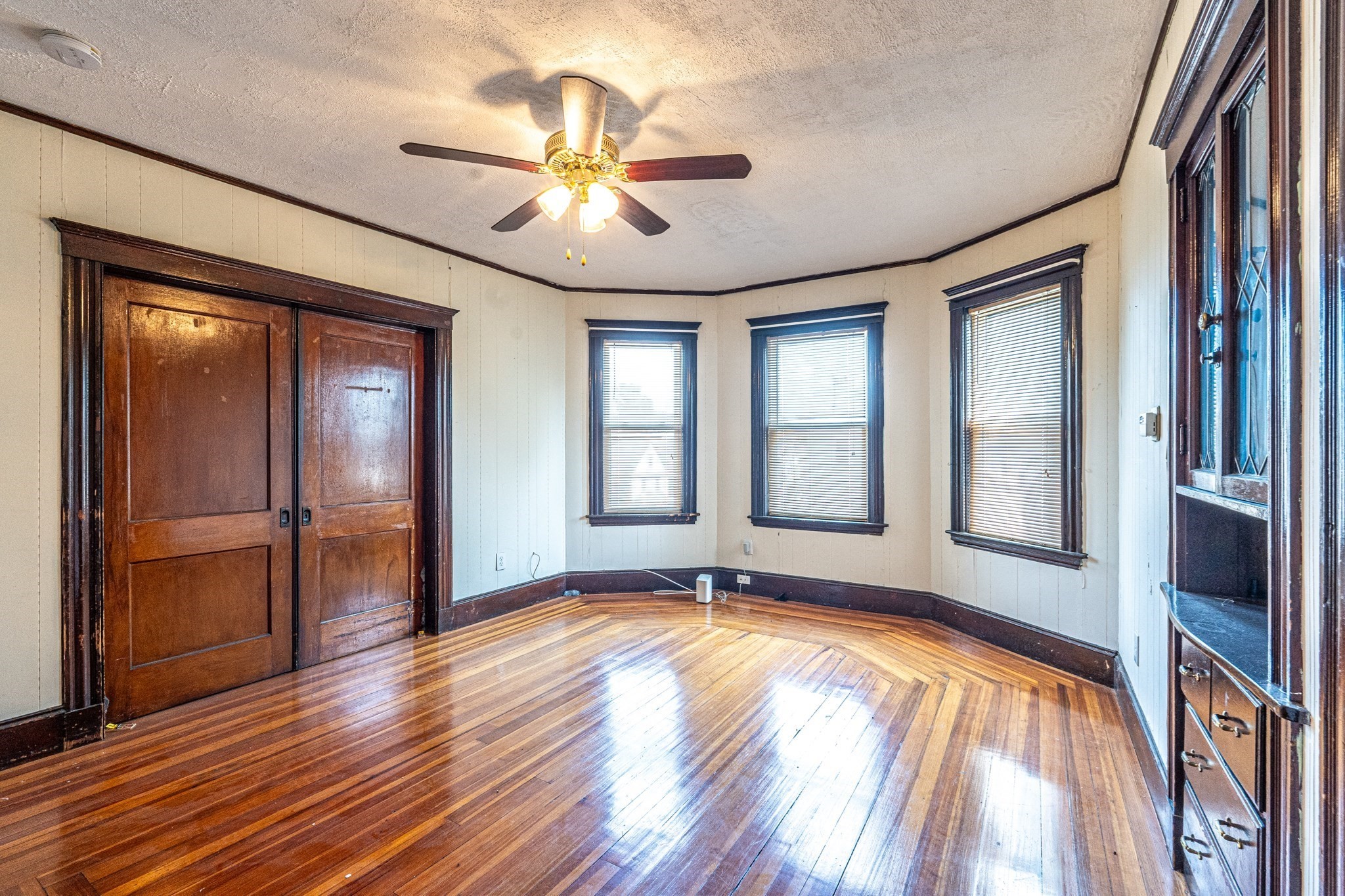 roslindale - #73416204