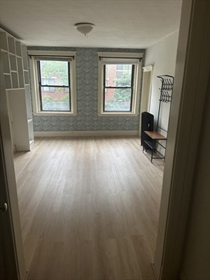 90 Brainerd Road, Apt 8