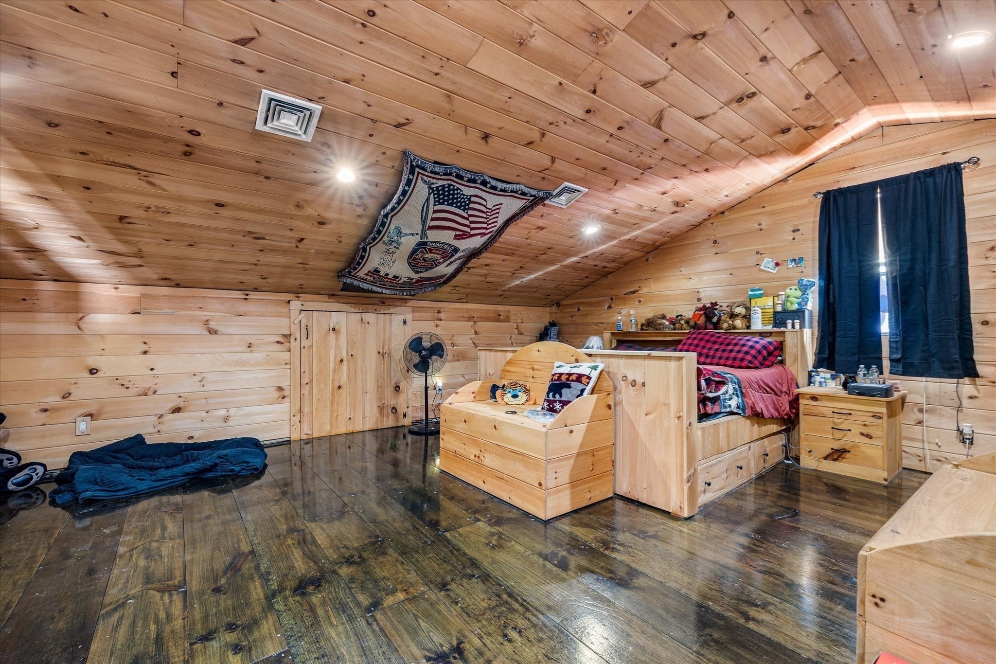 8 Oakwood Rd, Brimfield, MA 01010 - Image 17