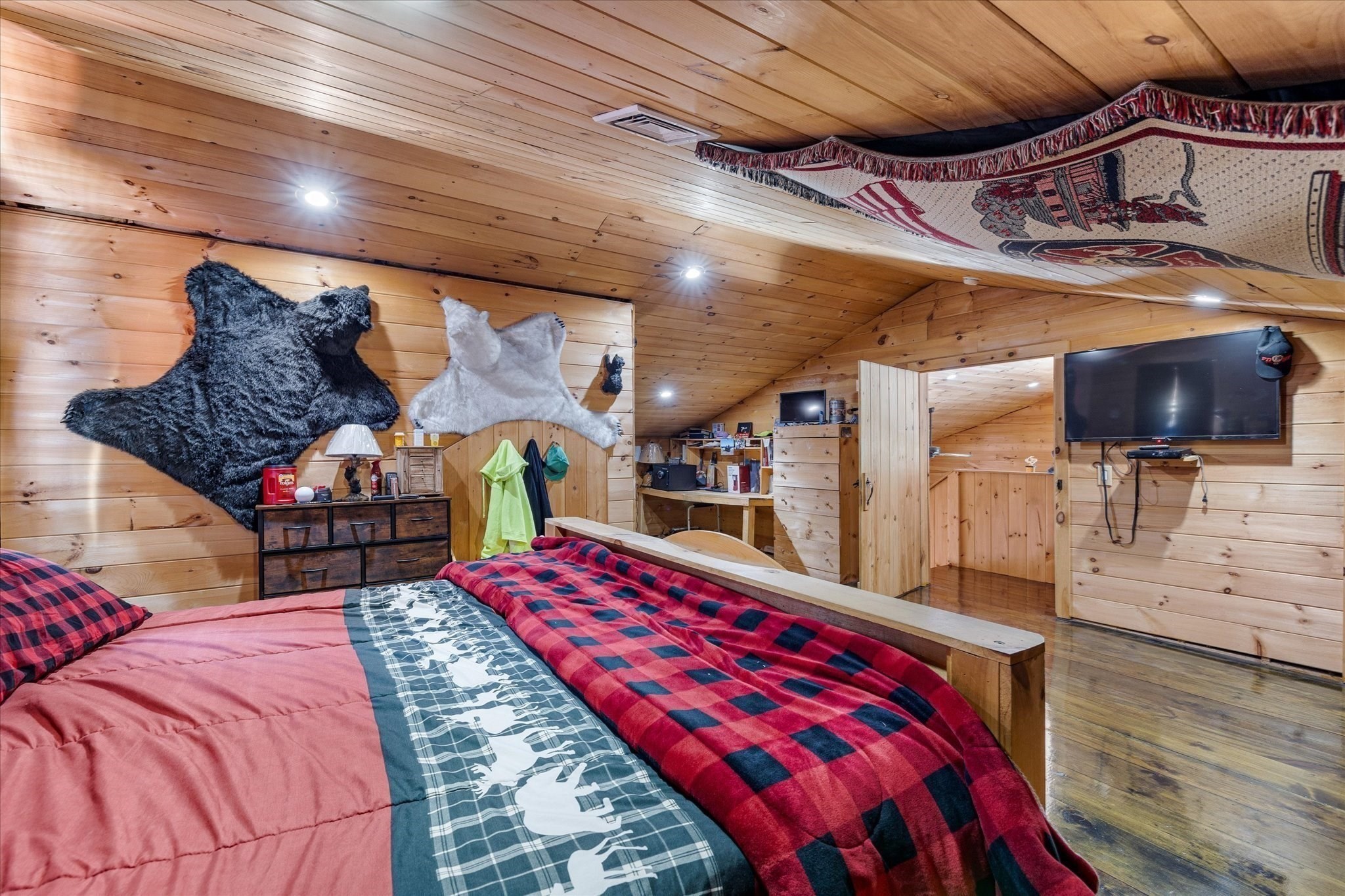 8 Oakwood Rd, Brimfield, MA 01010 - Image 18