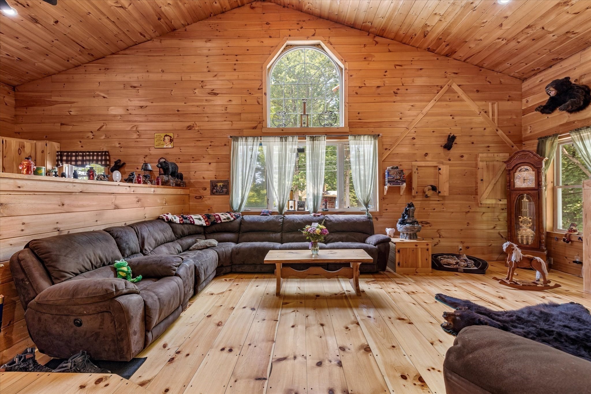 8 Oakwood Rd, Brimfield, MA 01010 - Image 8