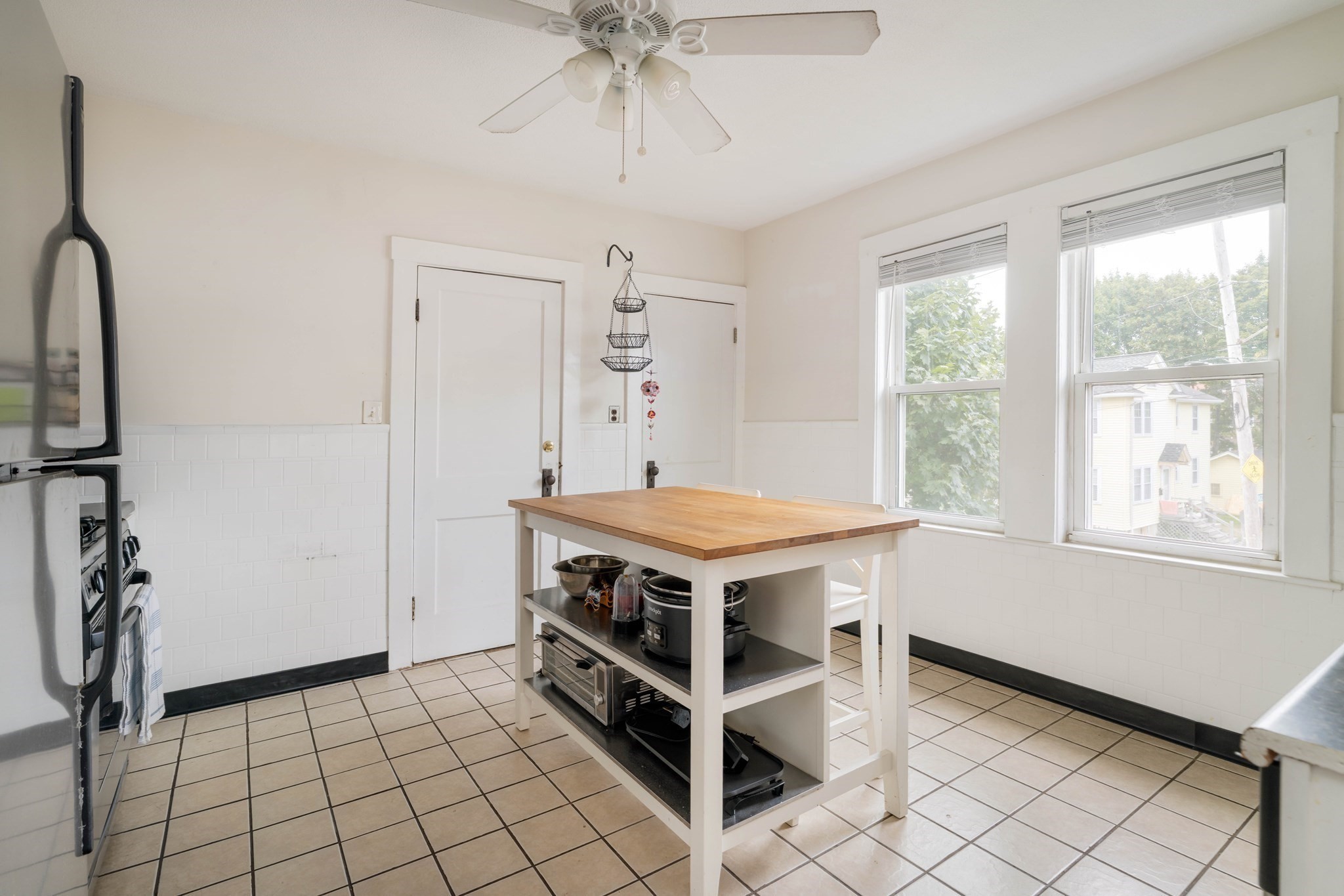 dorchester - #73416258
