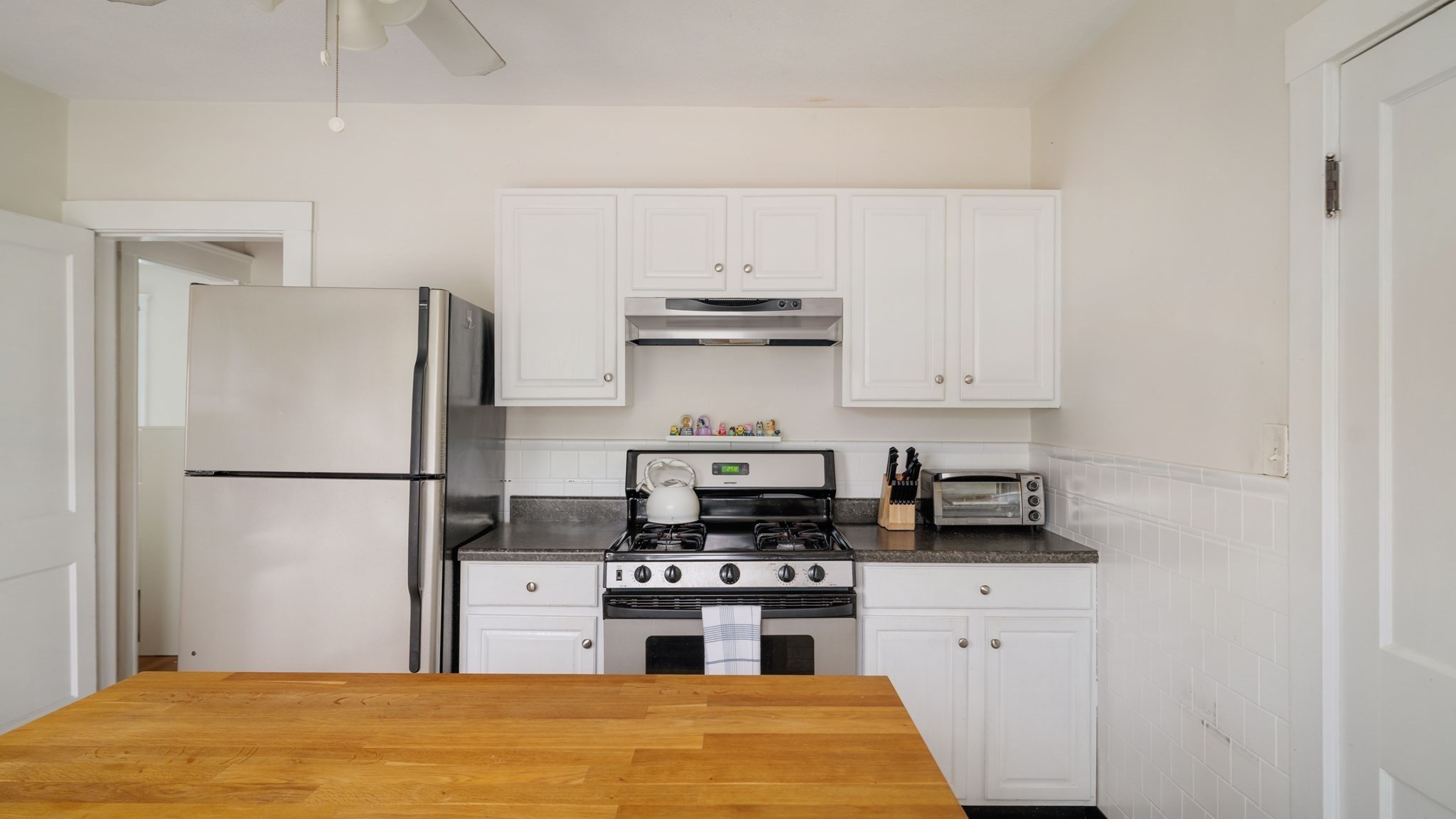dorchester - #73416258