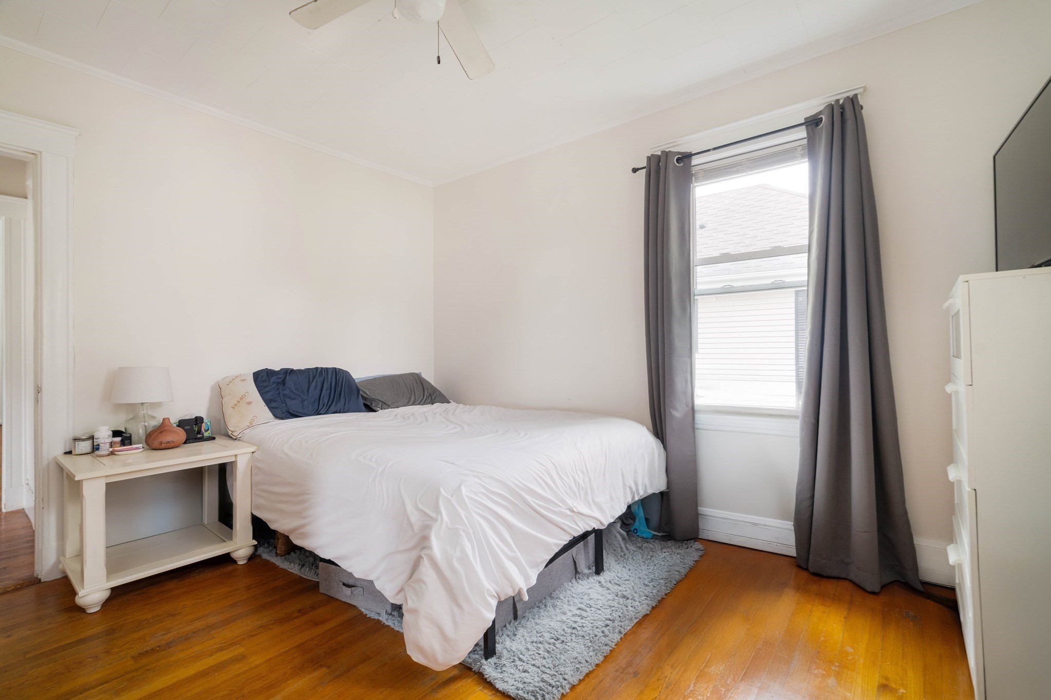 dorchester - #73416258