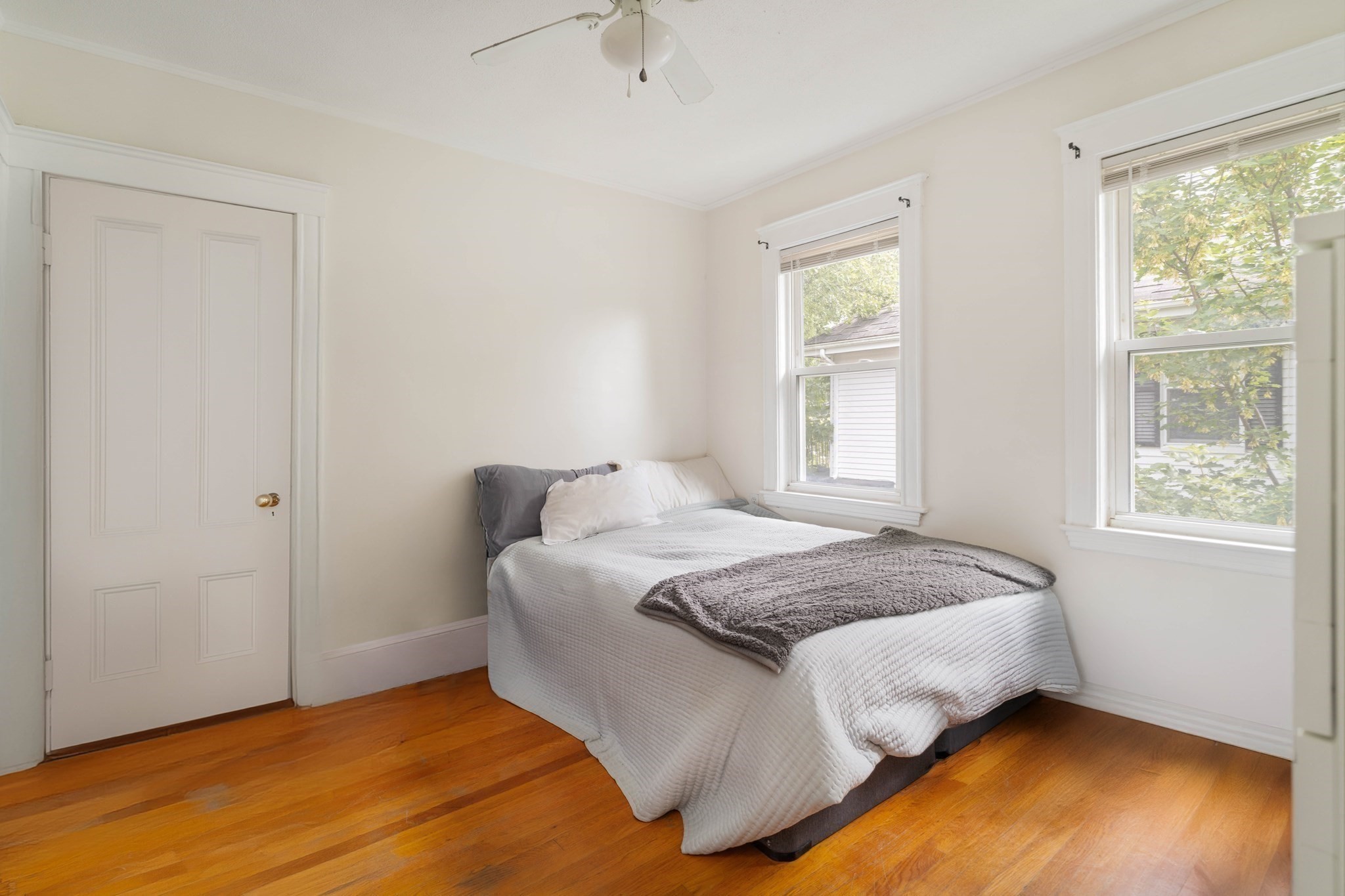 dorchester - #73416258