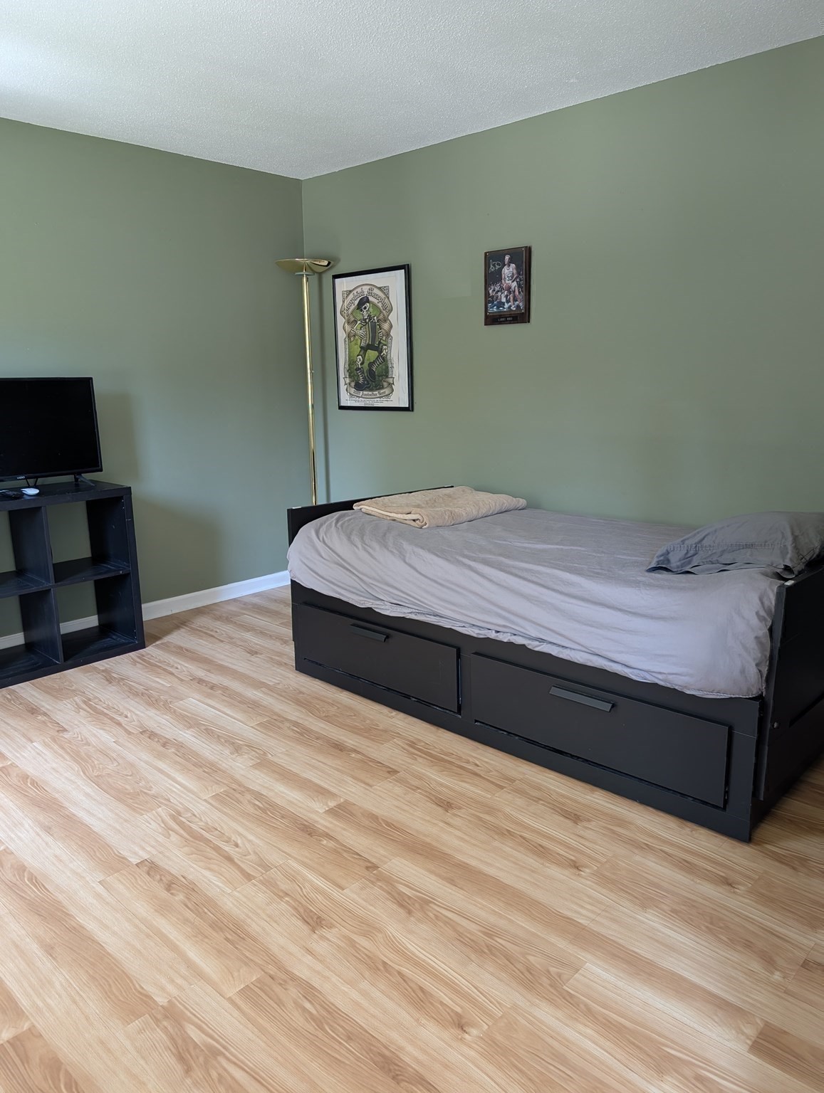 saugus - #73416323