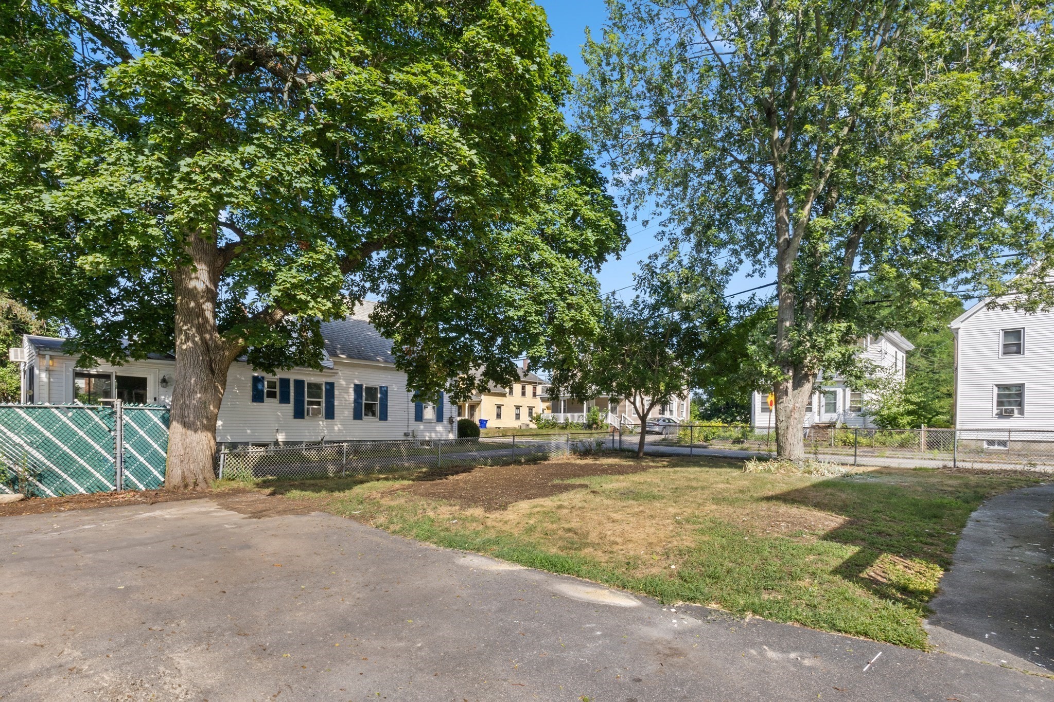 taunton - #73416381