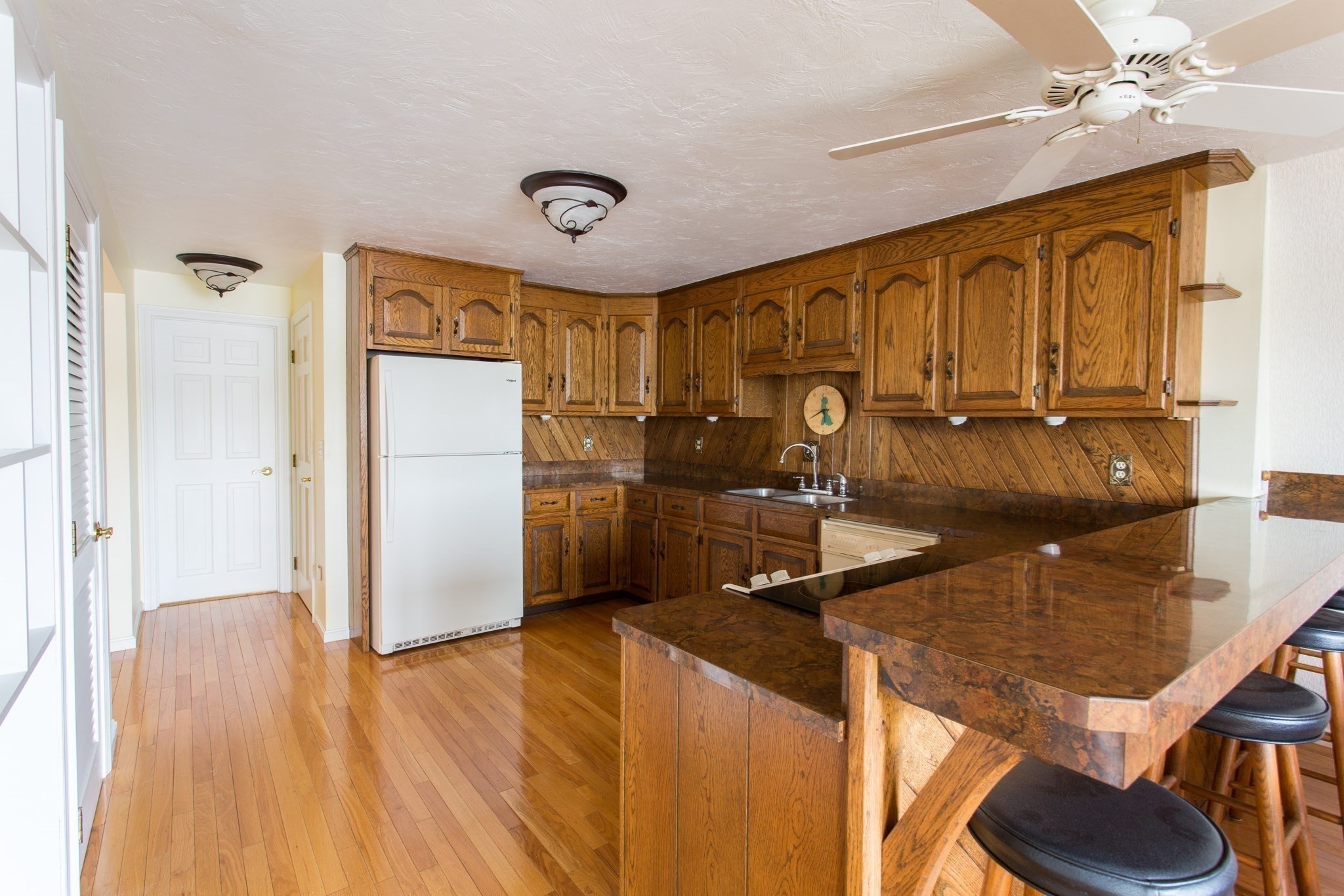 22 Beach Drive, West Brookfield, MA 01585 - Image 4