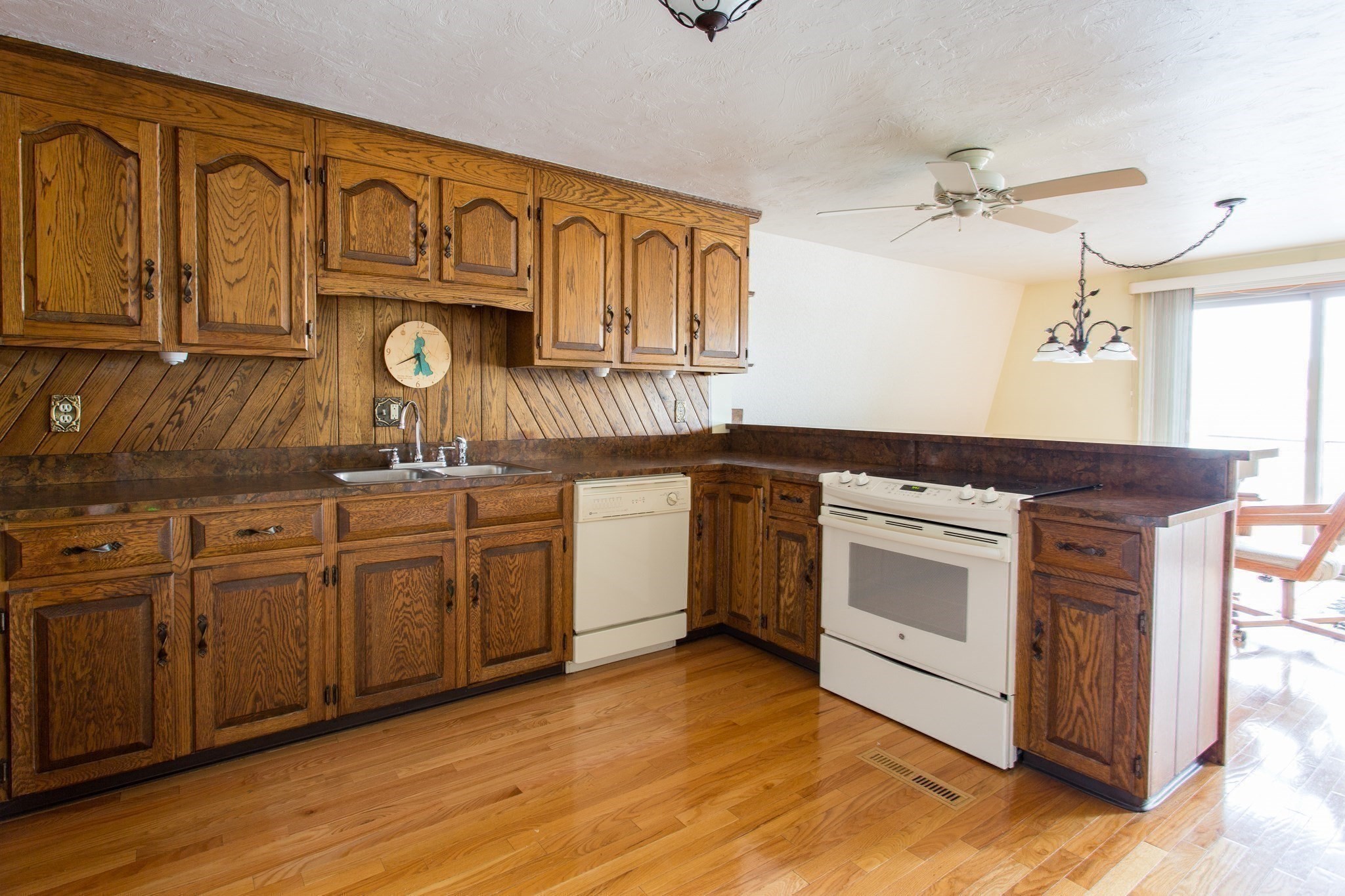 22 Beach Drive, West Brookfield, MA 01585 - Image 5