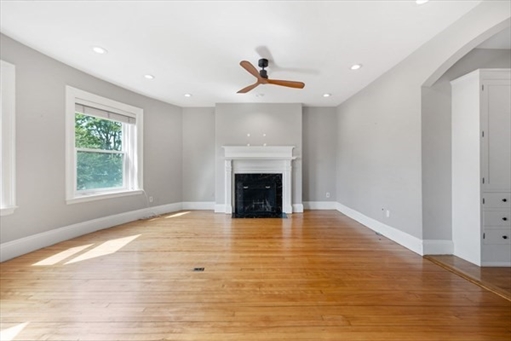 1011 Beacon Street, Apt 4