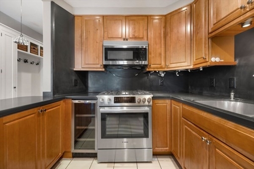 1011 Beacon Street, Apt 4