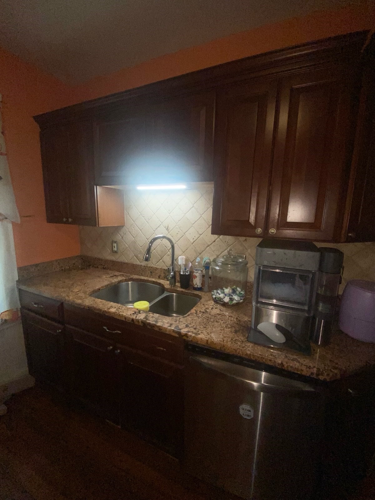 dorchester - #73416483