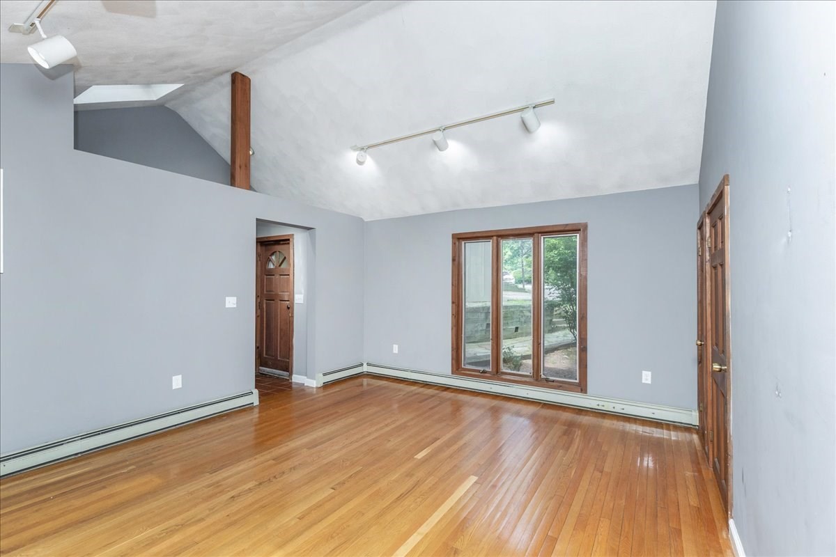 lexington - #73416542
