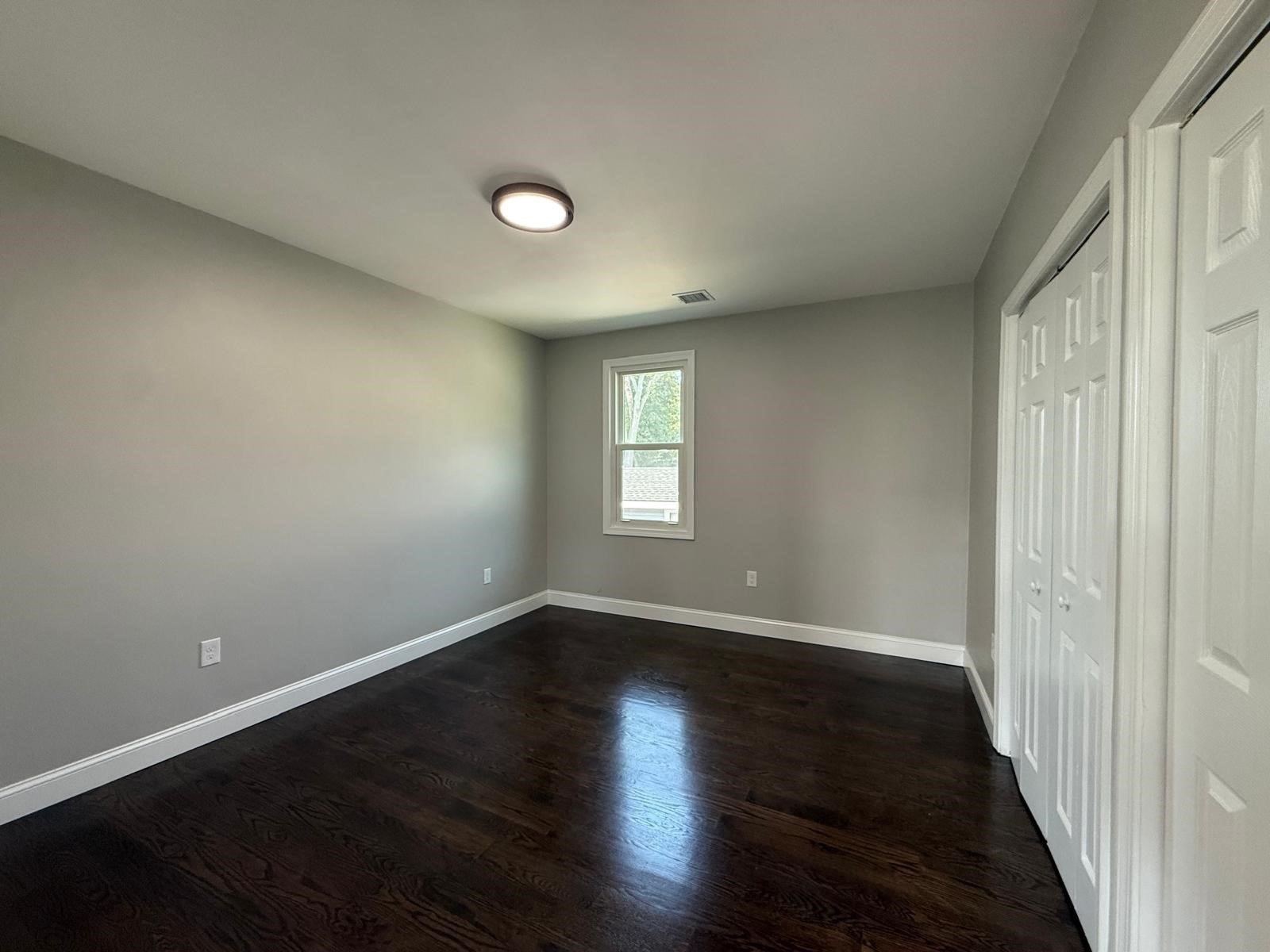lynn - #73416547