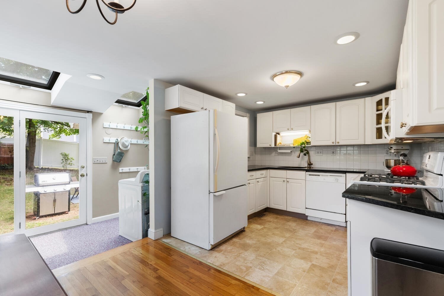 waltham - #73416600