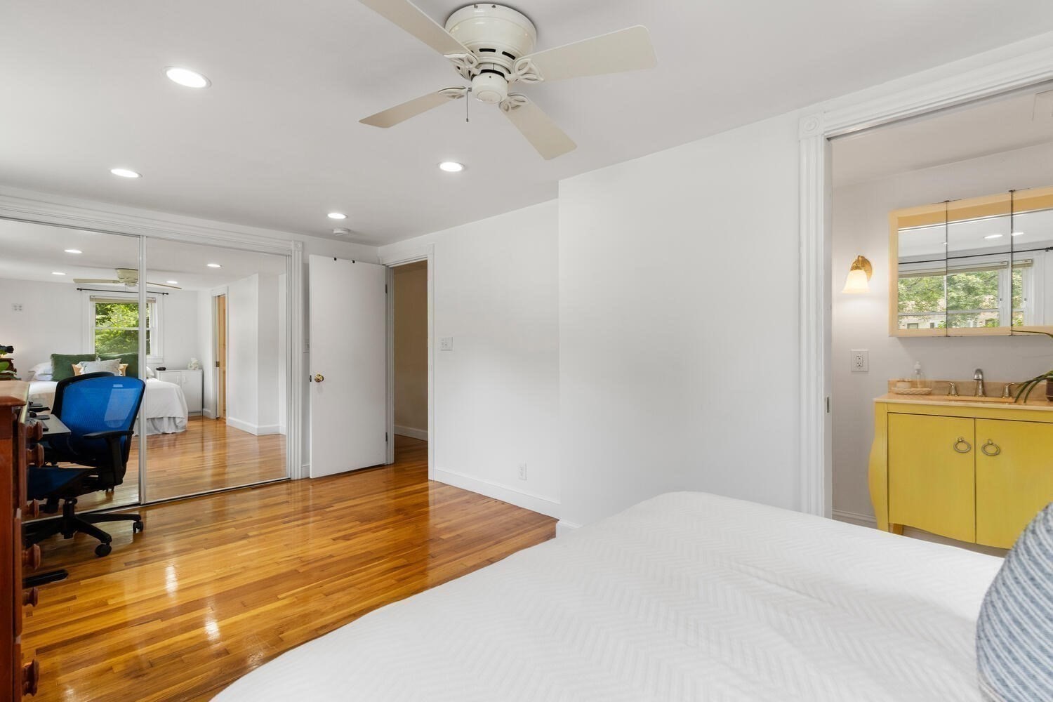 waltham - #73416600