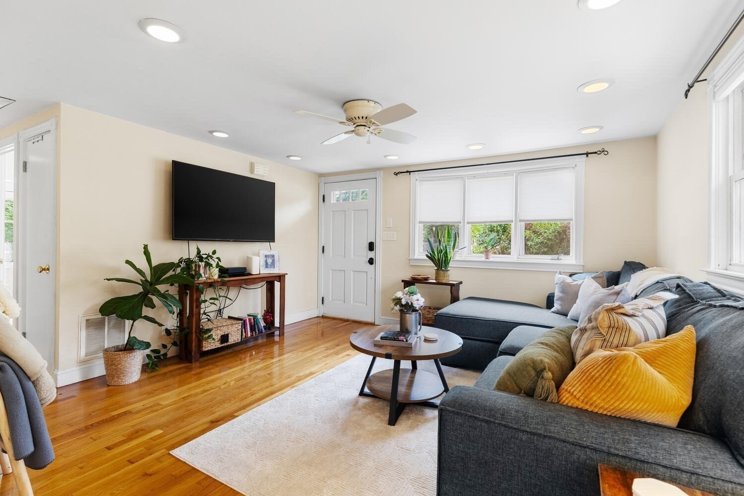 waltham - #73416600