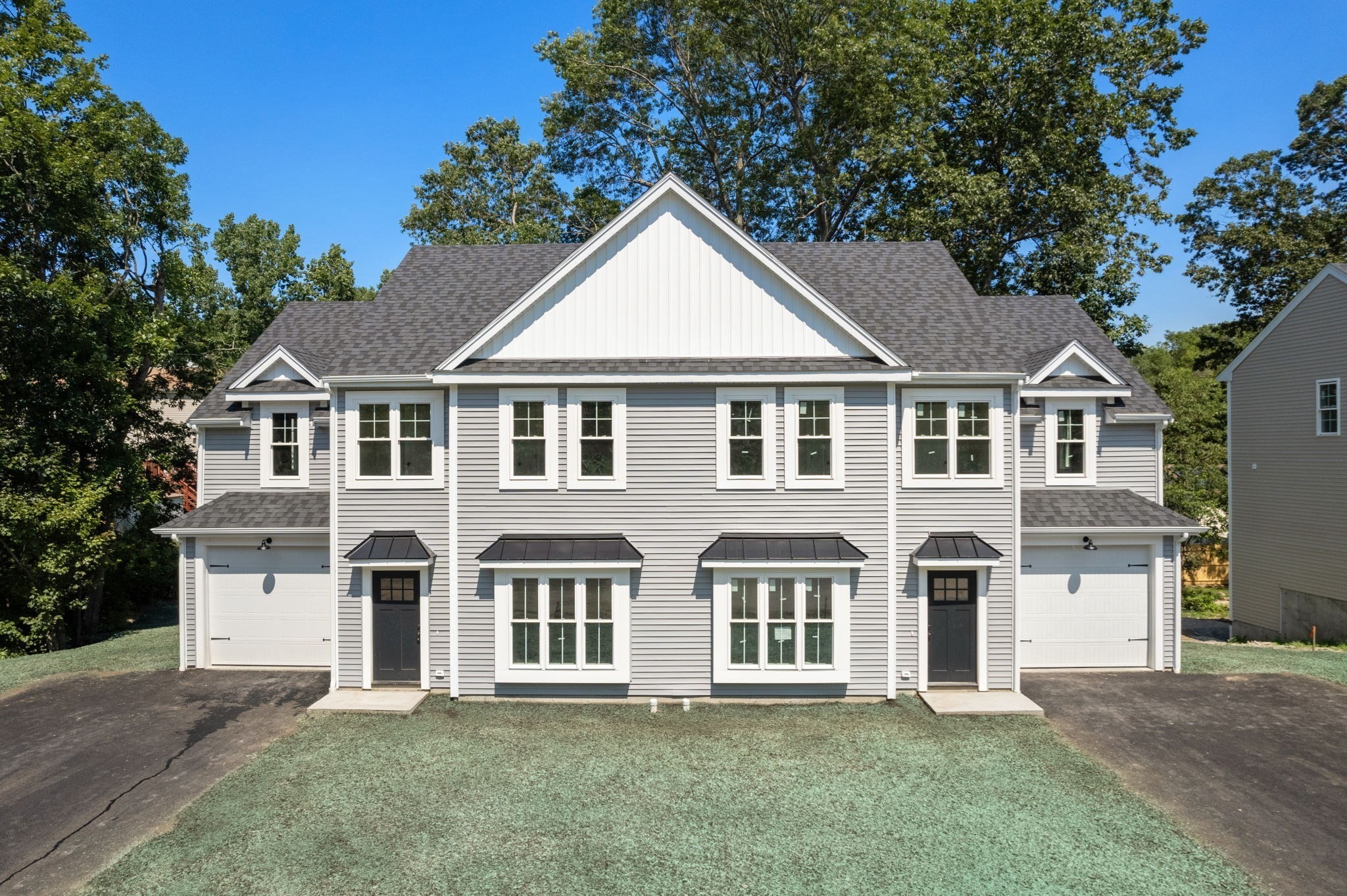 18 Danielles Way, Worcester, MA 01606