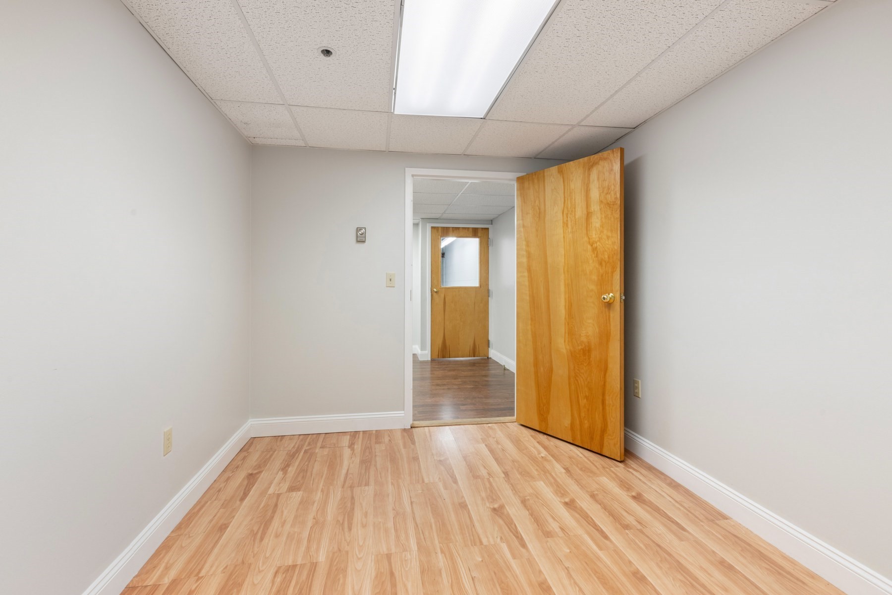 65 Parker St Unit 1R, Newburyport, MA 01950 - Image 2