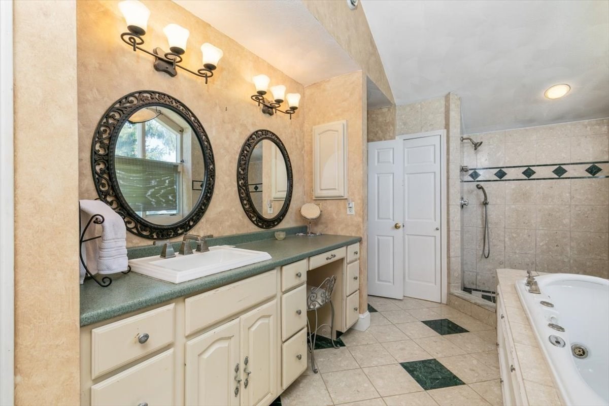 beverly - #73416669
