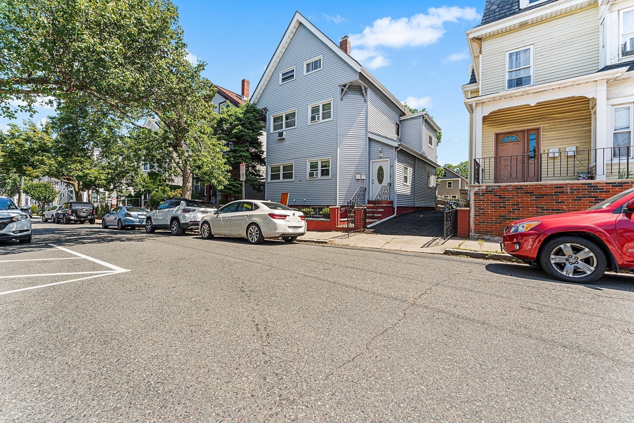 32 Rush St, Somerville, MA 02145