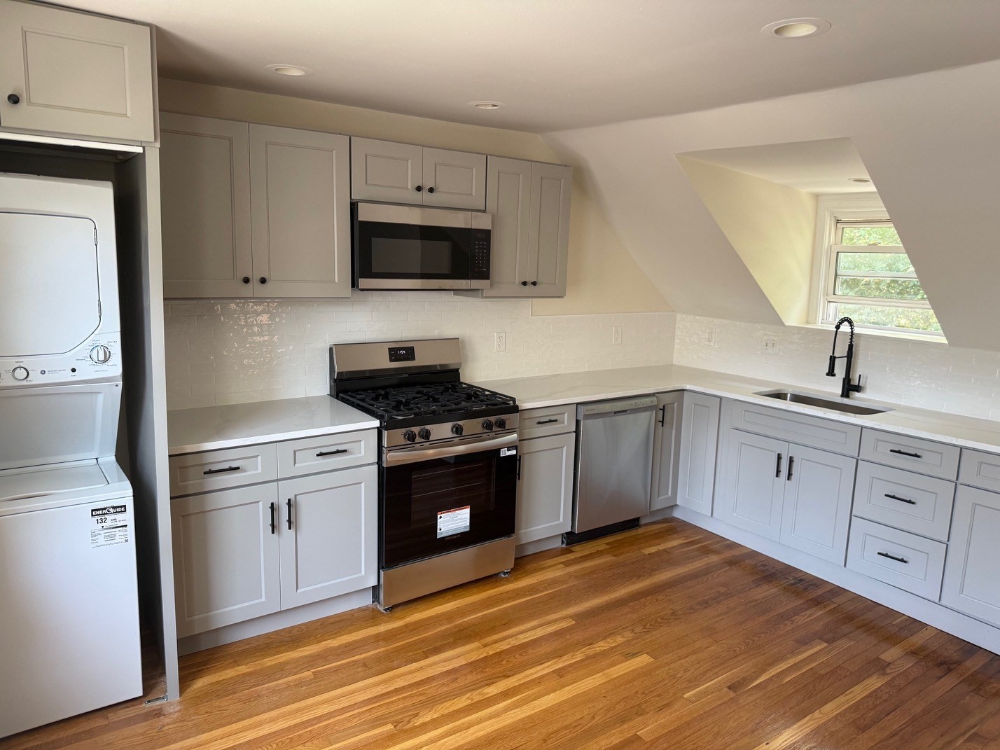 dorchester - #73416810