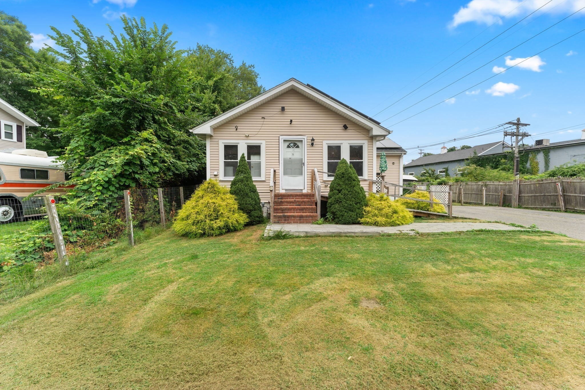 brockton - #73416944