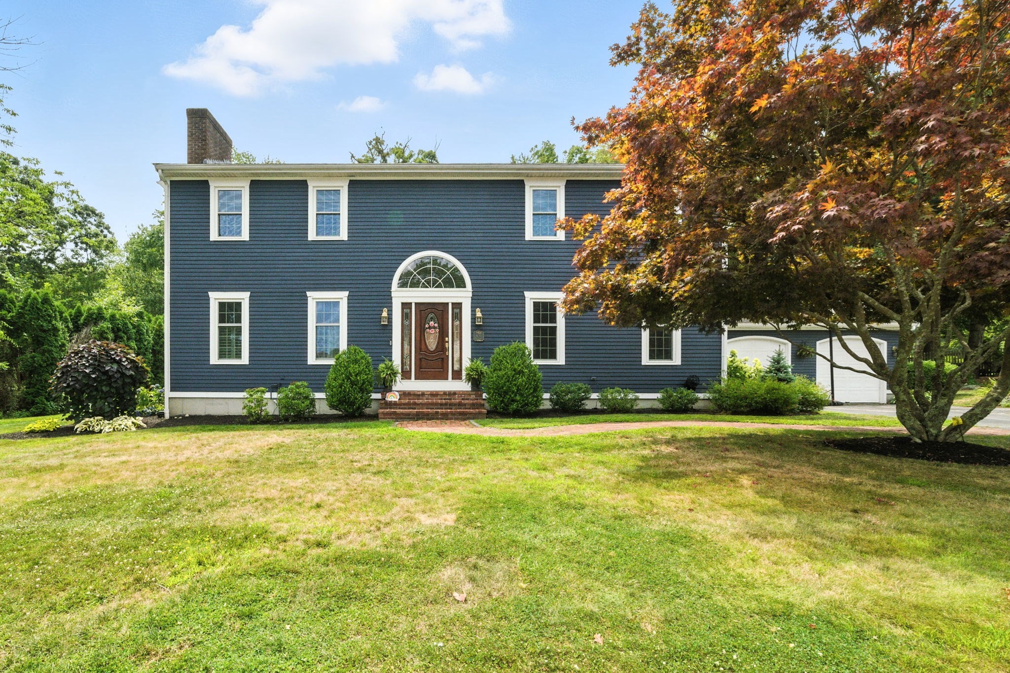 435 Fairway Dr, Somerset, MA 02726