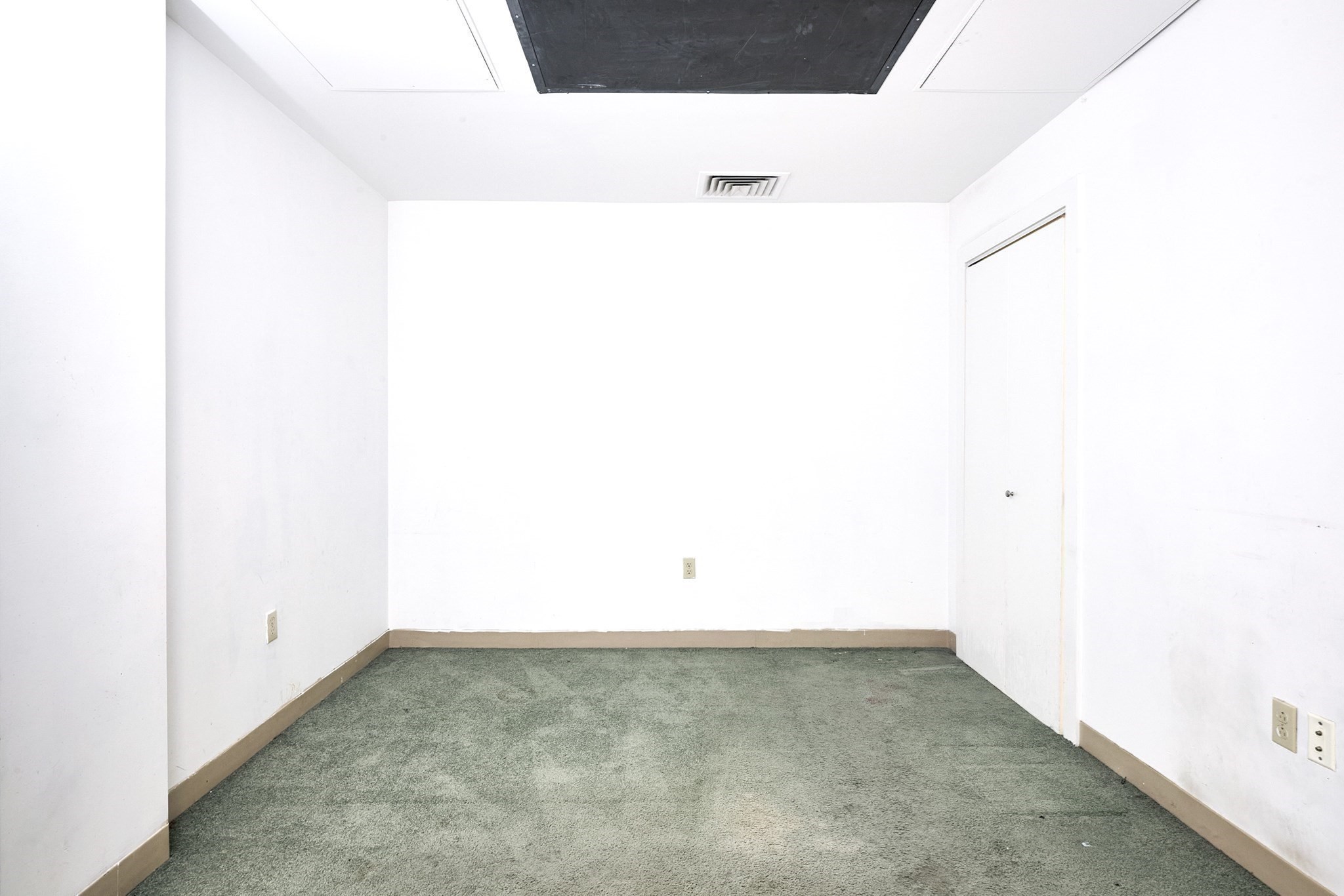 234 Causeway St Unit 918, West End, Boston, MA 02114 - Image 11