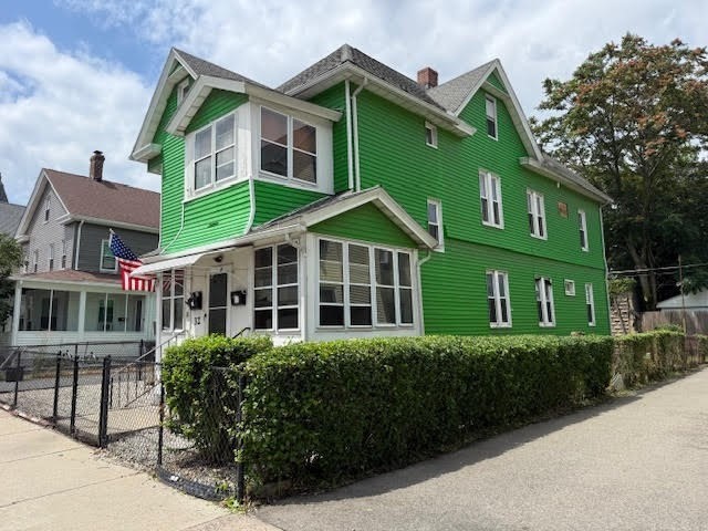 32 Wendell Pl, Springfield, MA 01105