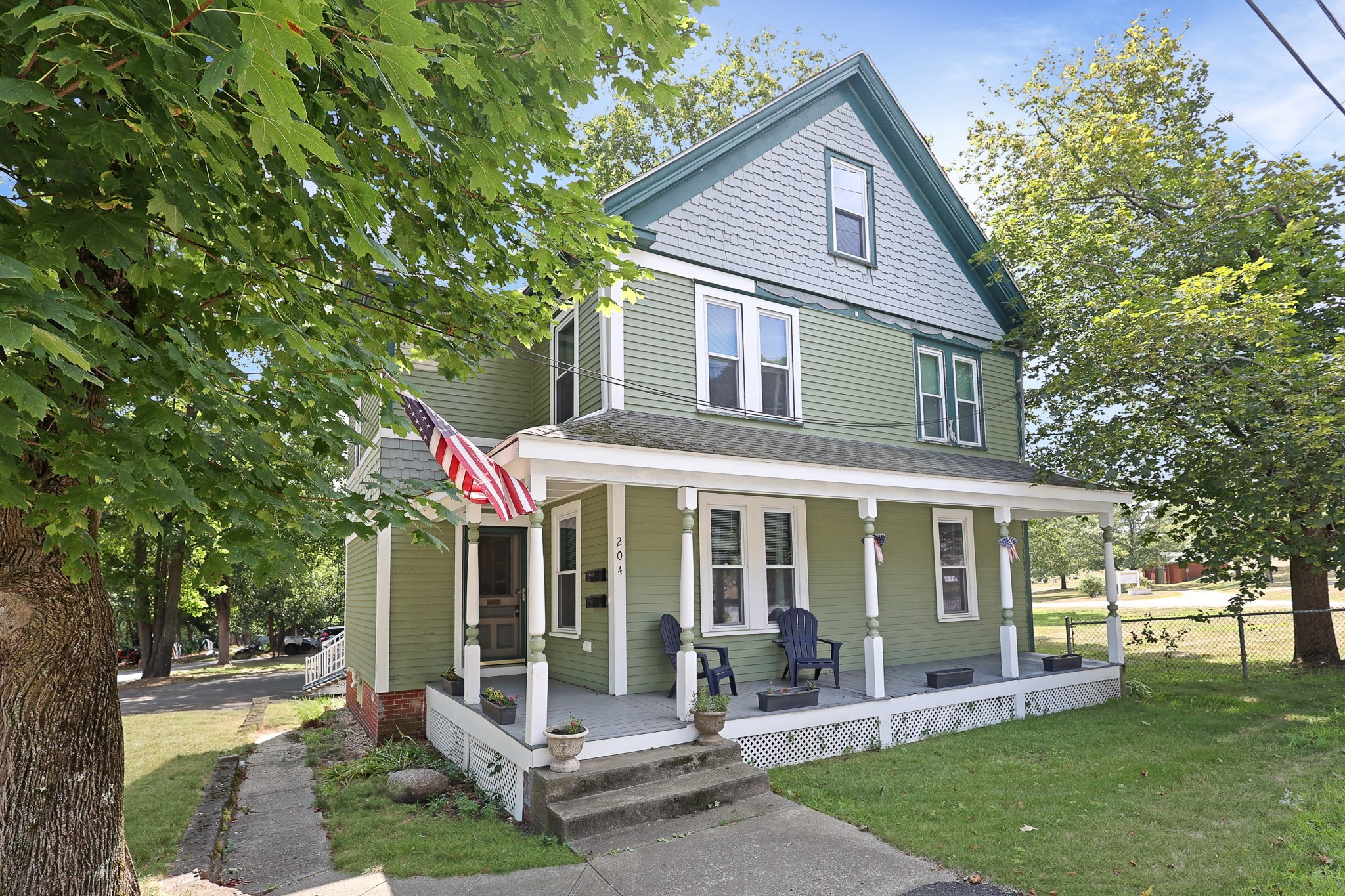amesbury - #73417085