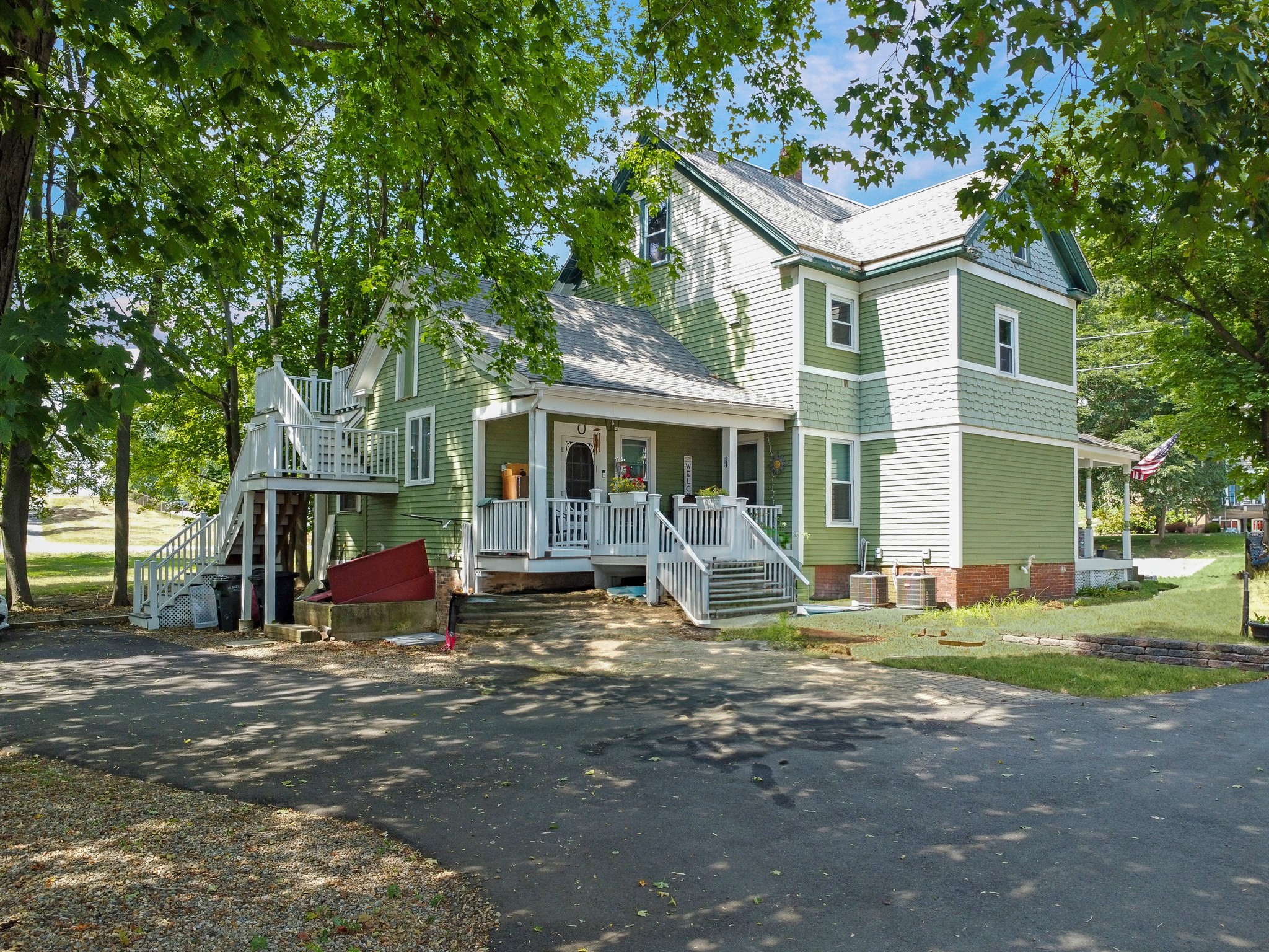 amesbury - #73417085