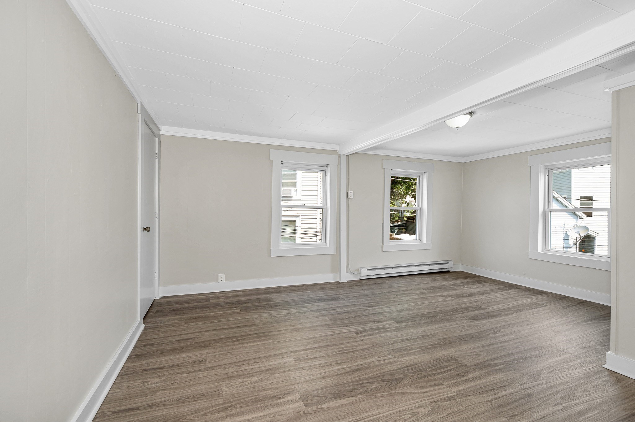 8 Cedar Ct, Lowell, MA 01852 - Image 3