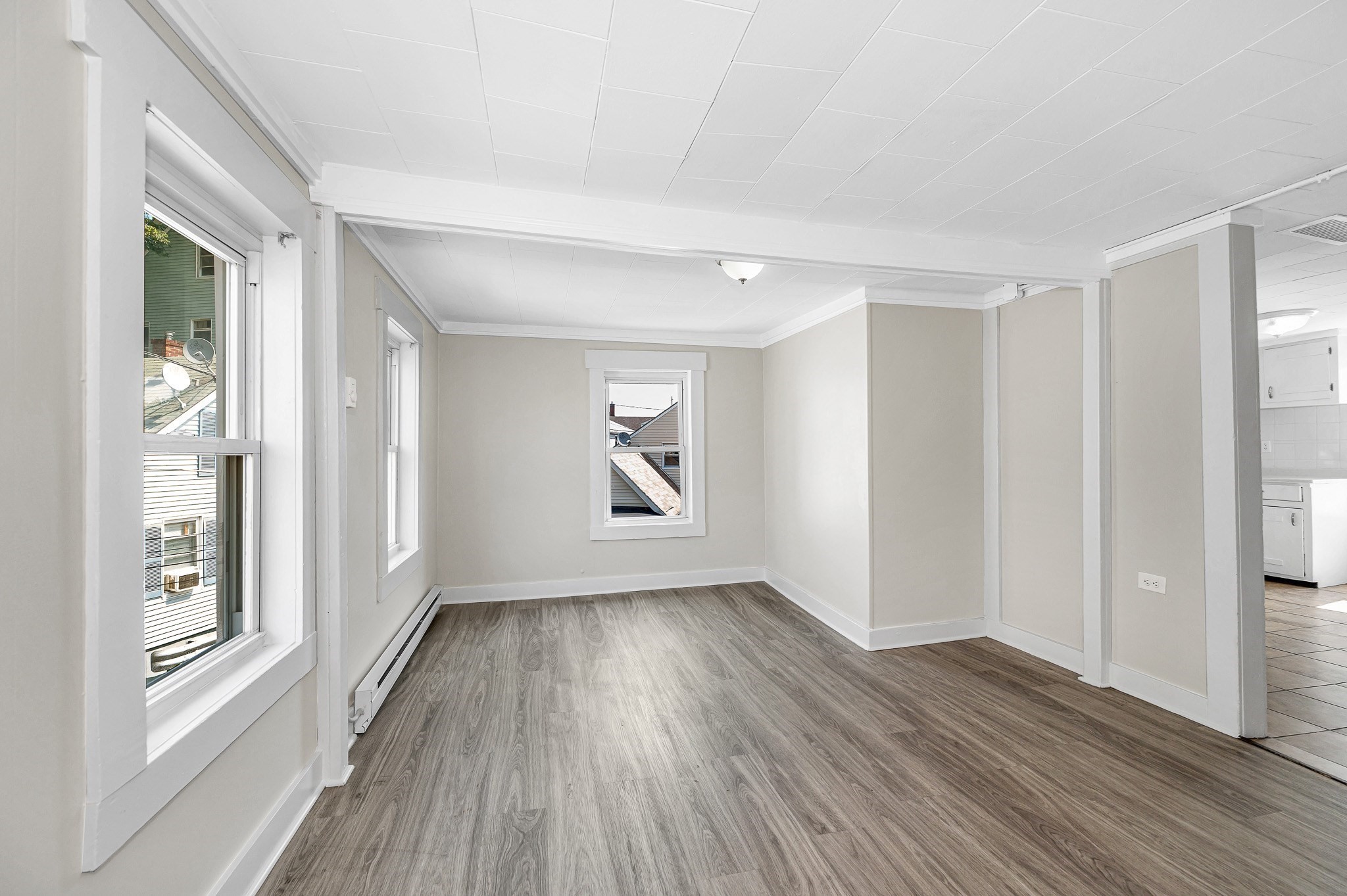 8 Cedar Ct, Lowell, MA 01852 - Image 4