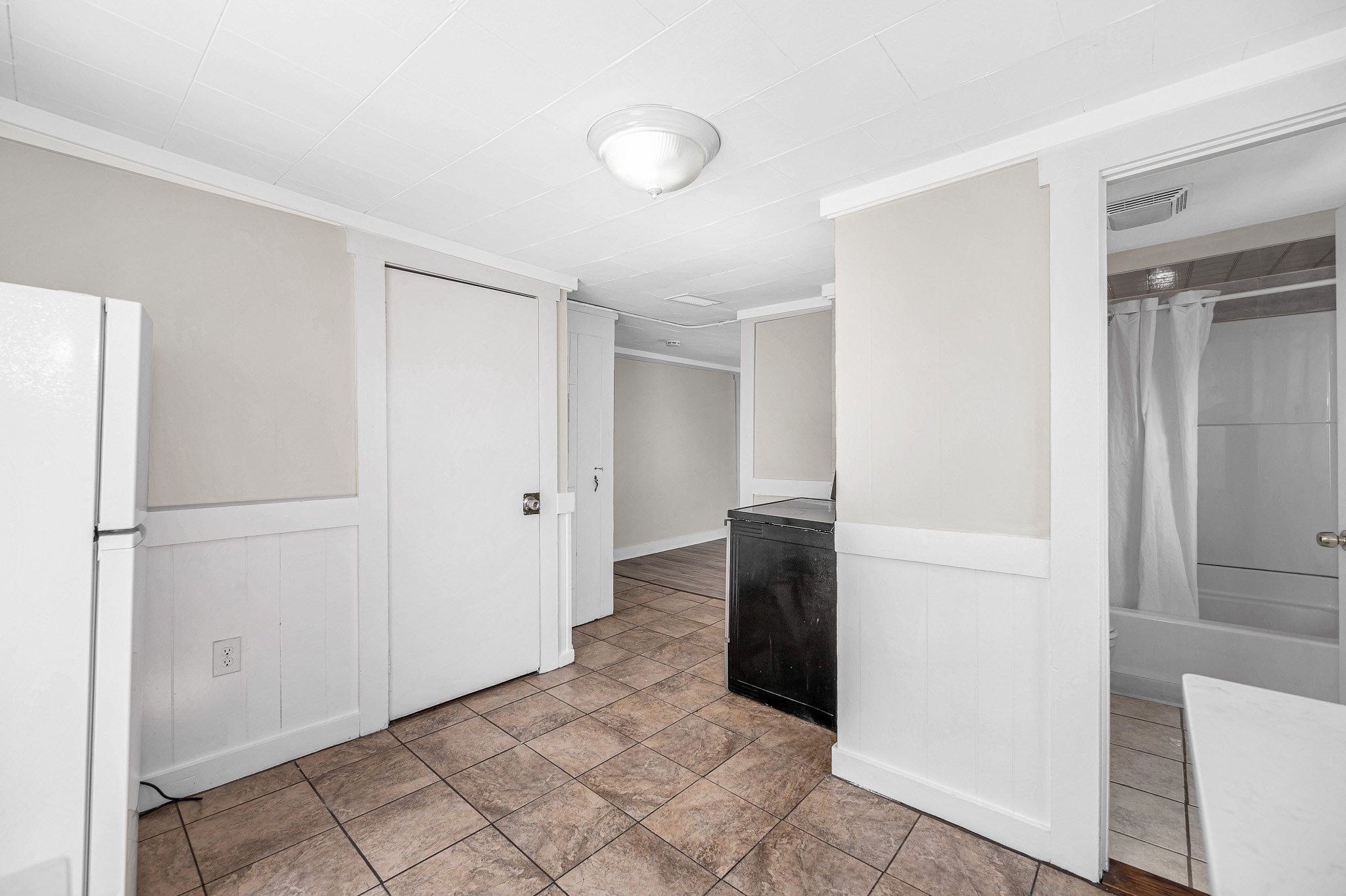 8 Cedar Ct, Lowell, MA 01852 - Image 8